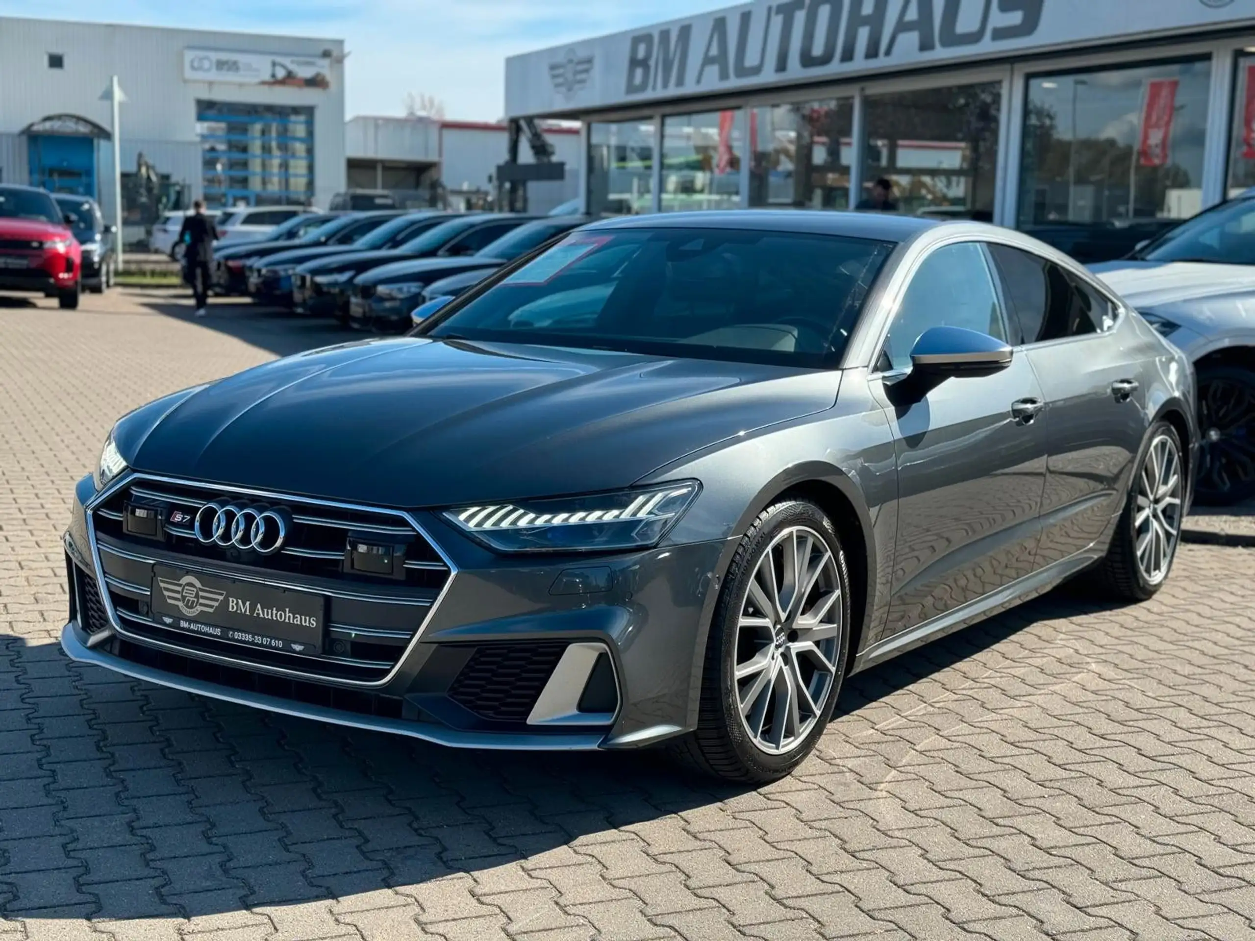 Audi - S7