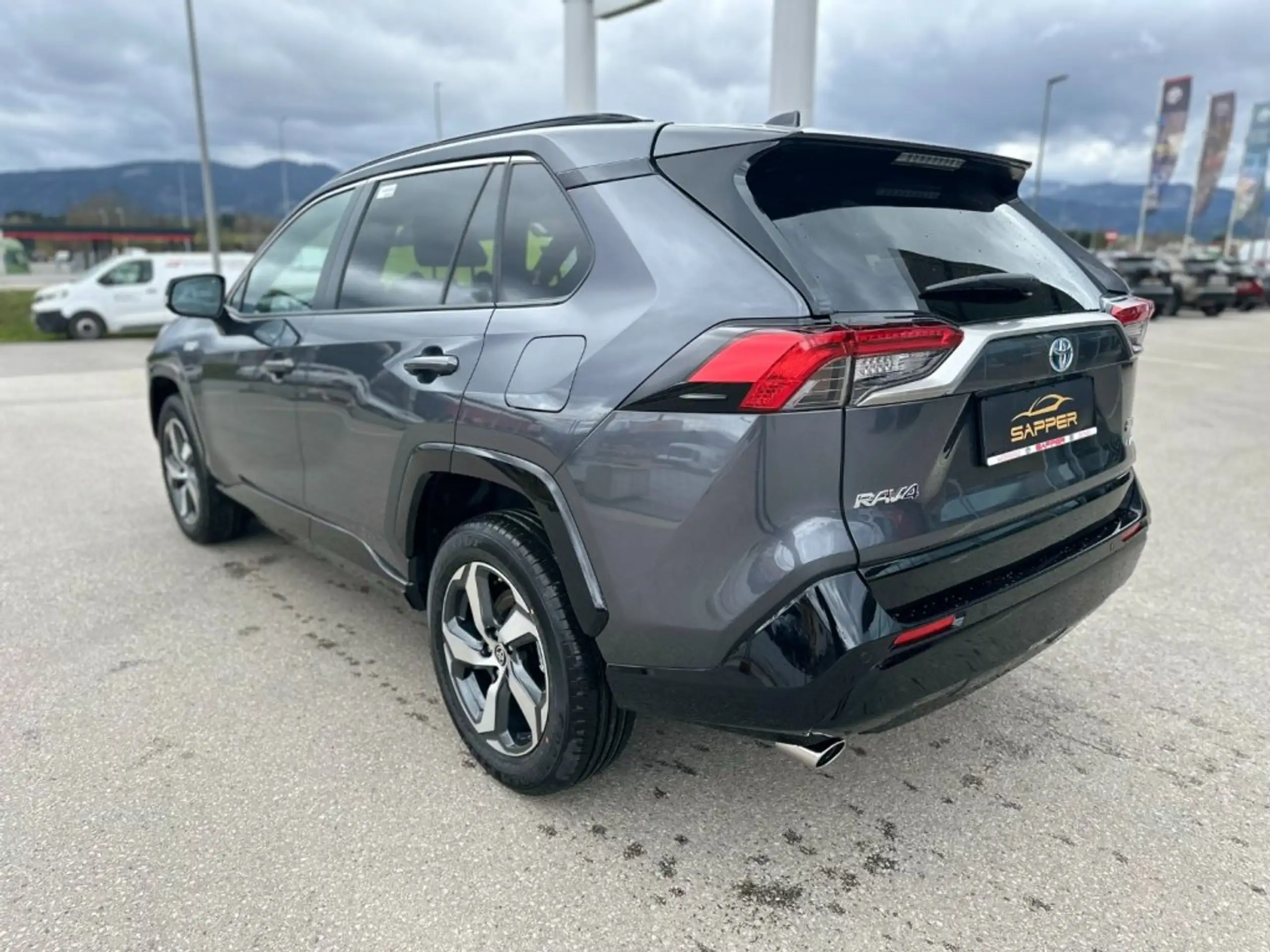 Toyota - RAV 4