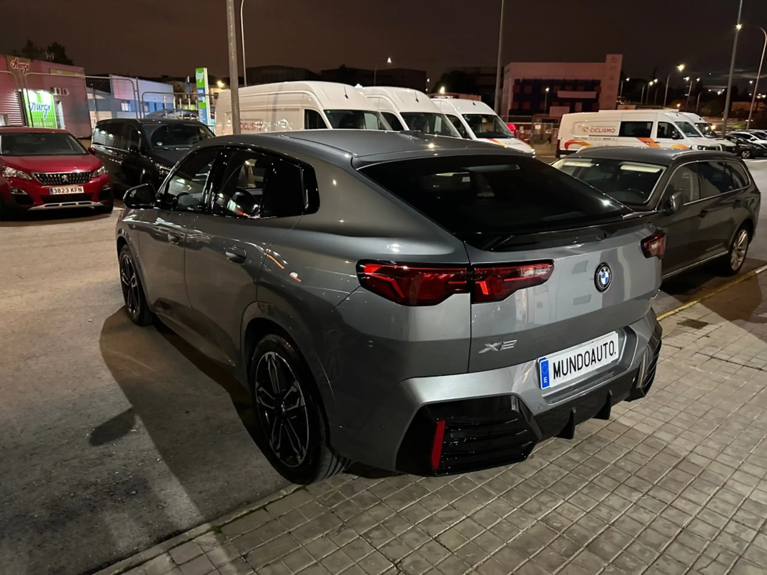 BMW - X2