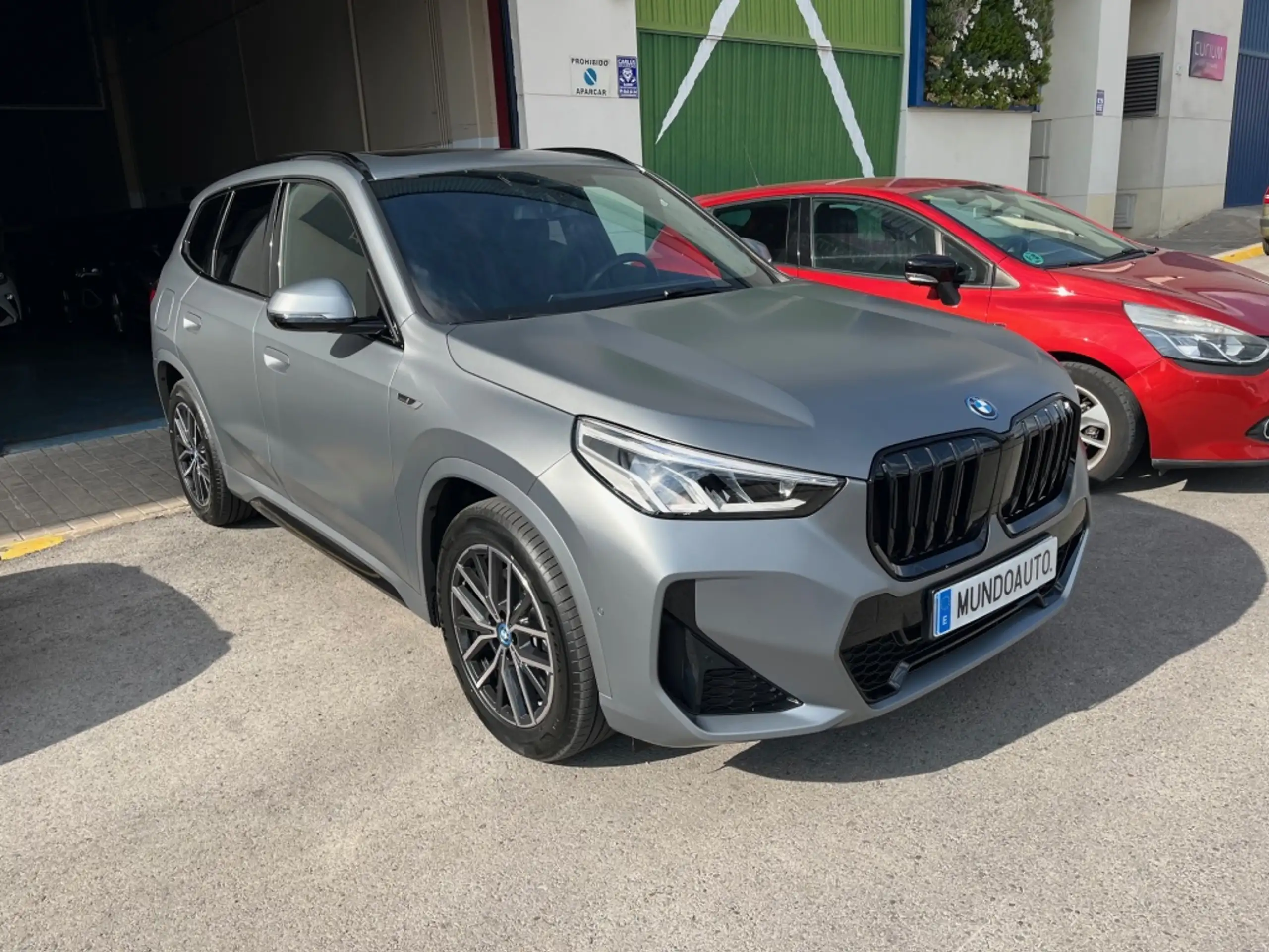 BMW - X1