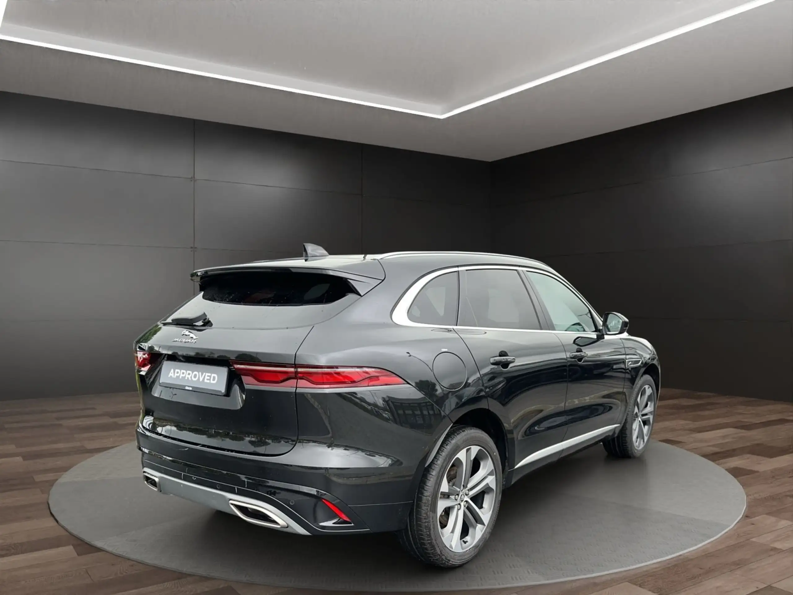 Jaguar - F-Pace