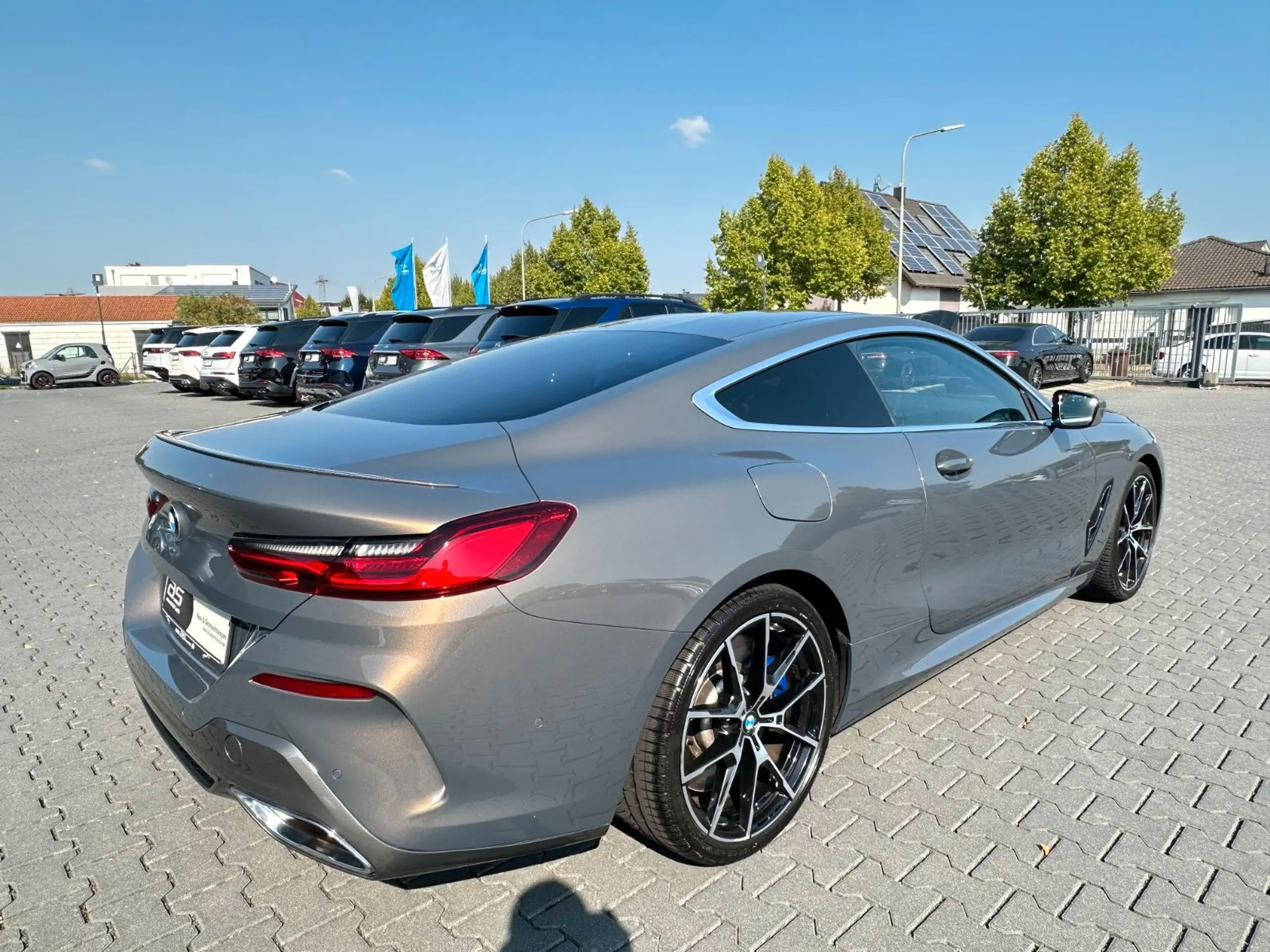 BMW - 840