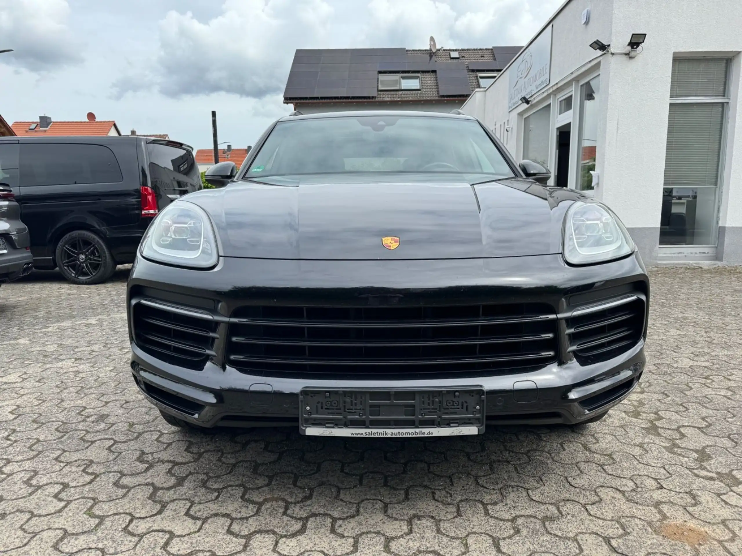 Porsche - Cayenne