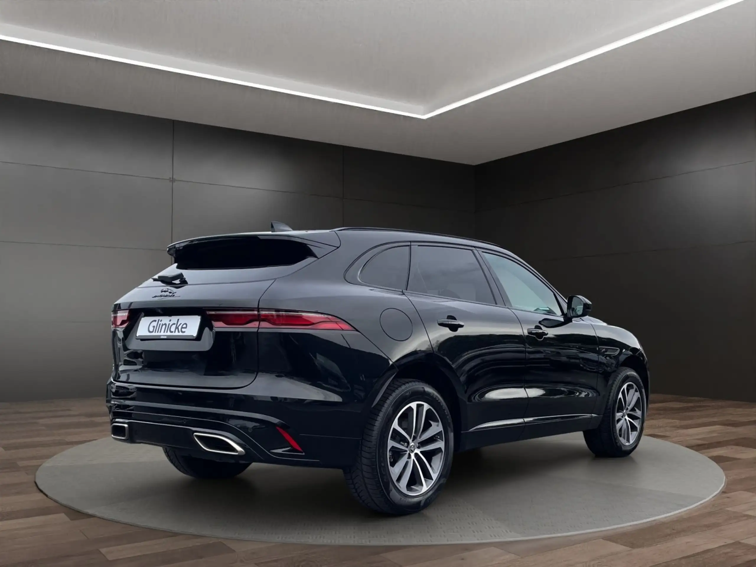 Jaguar - F-Pace