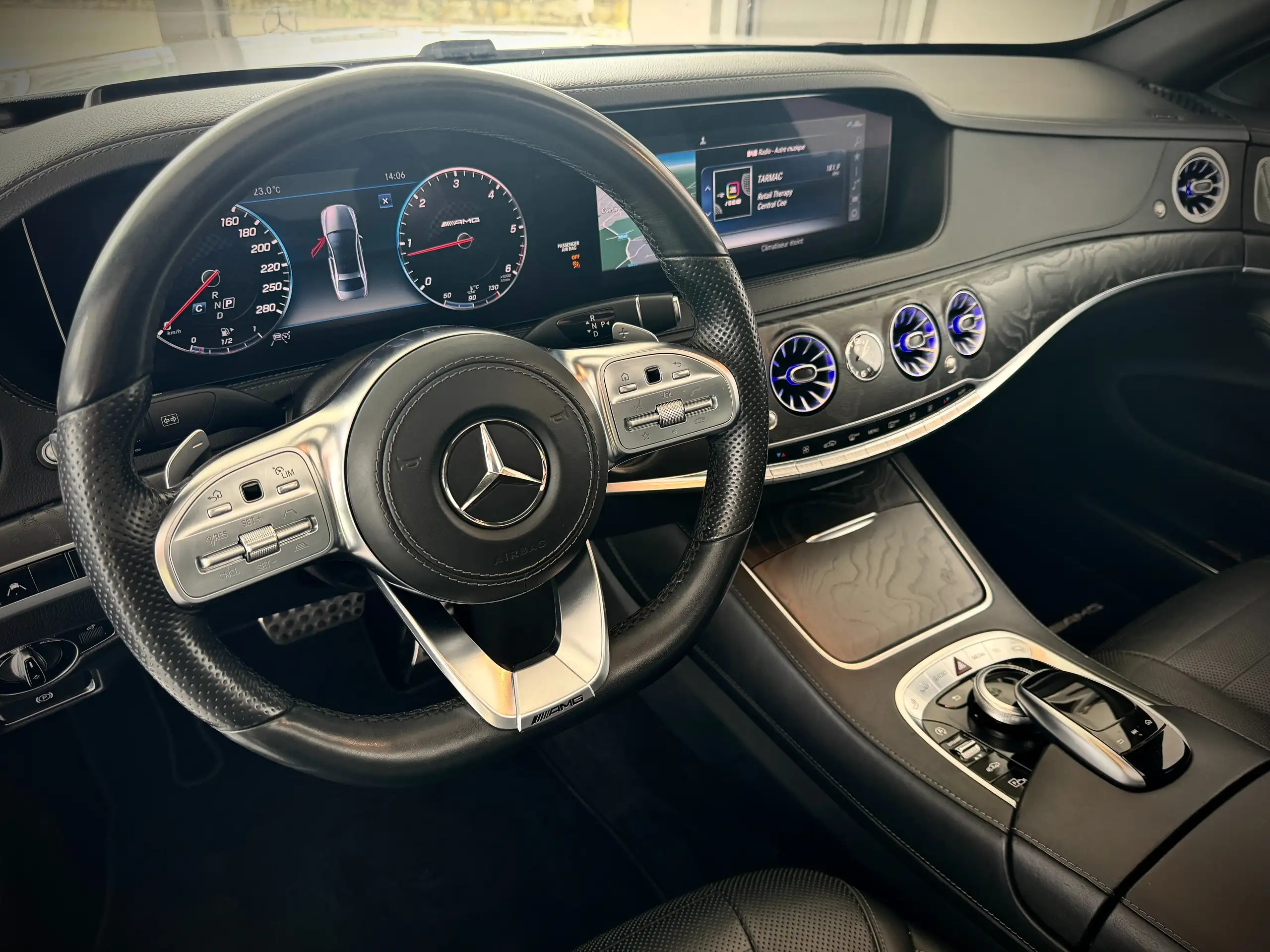 Mercedes-Benz - S 400