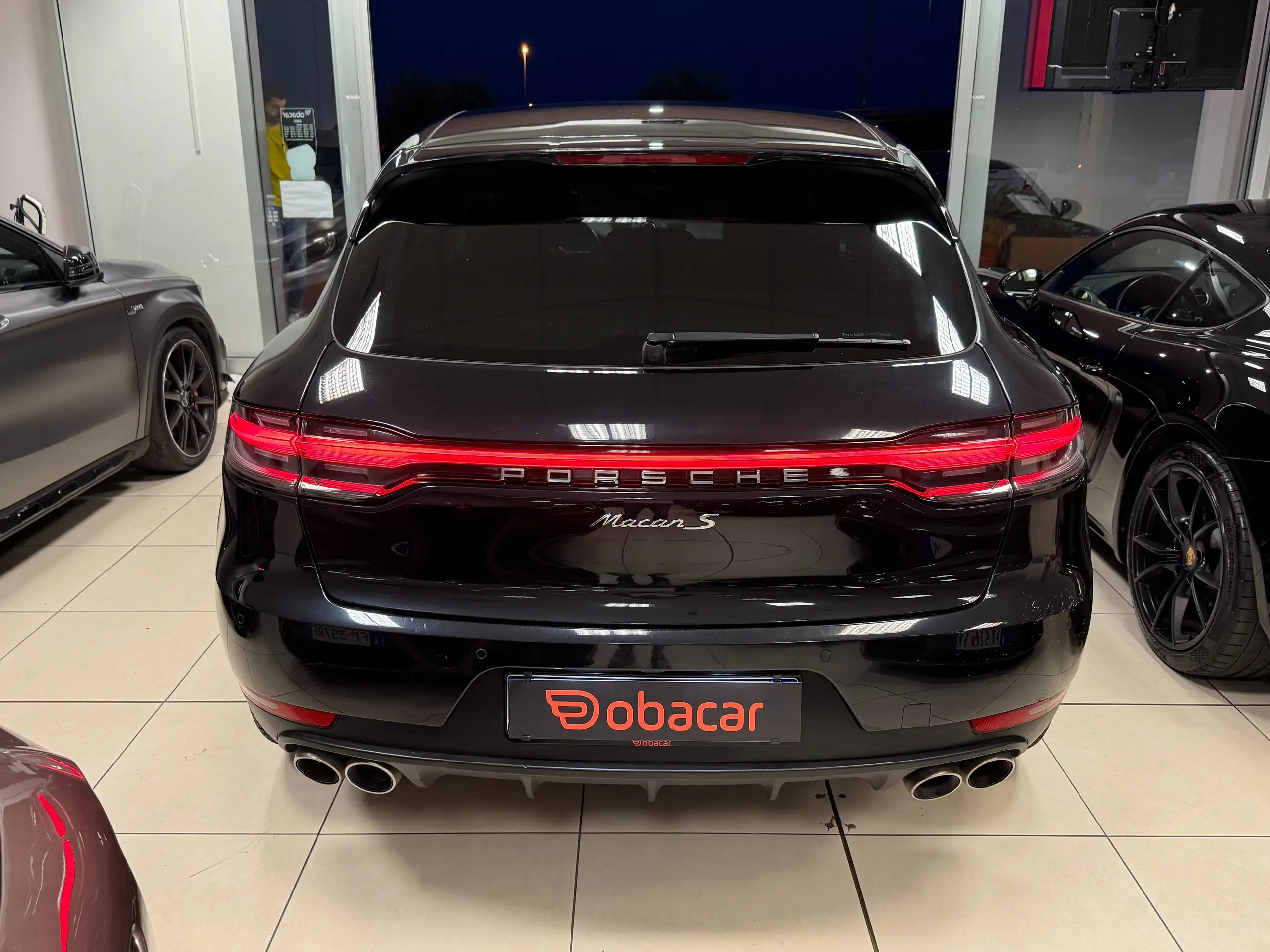 Porsche - Macan