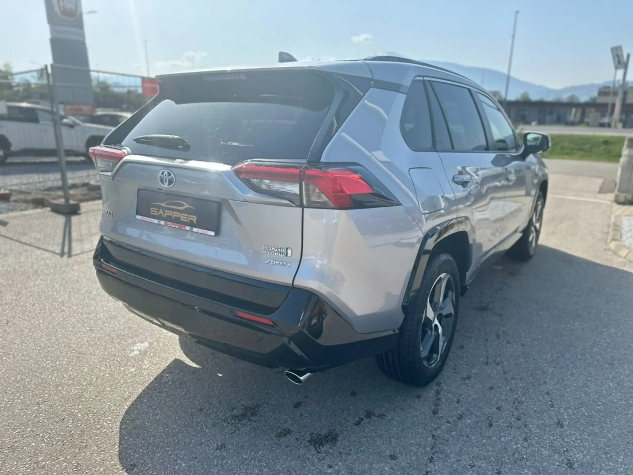 Toyota - RAV 4