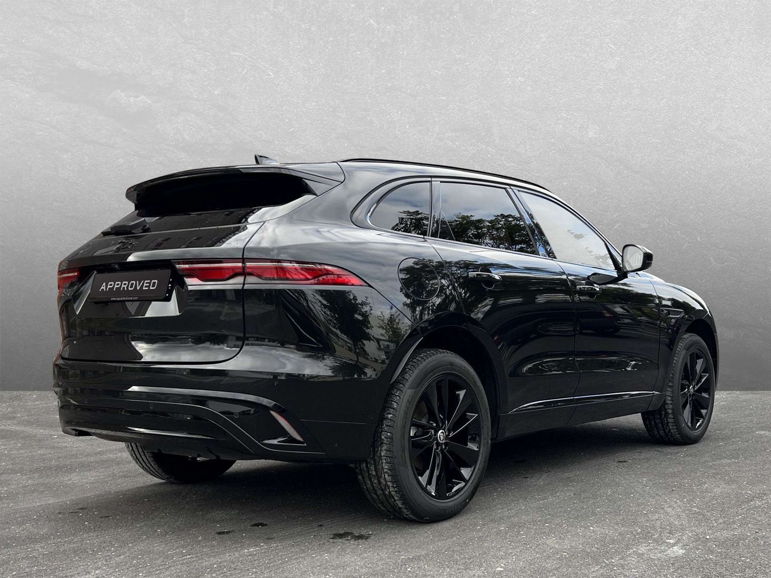 Jaguar - F-Pace