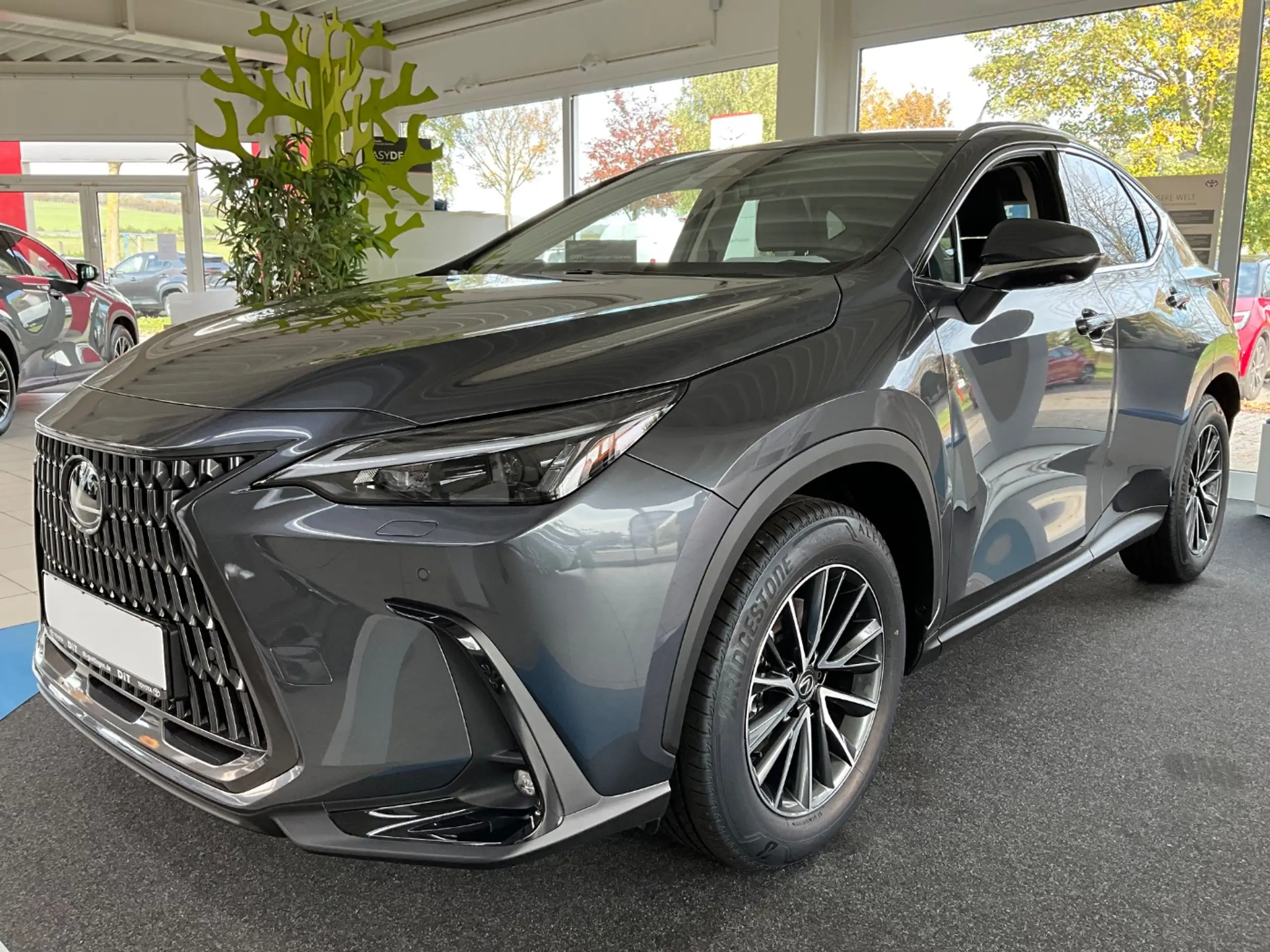 Lexus - NX 350h