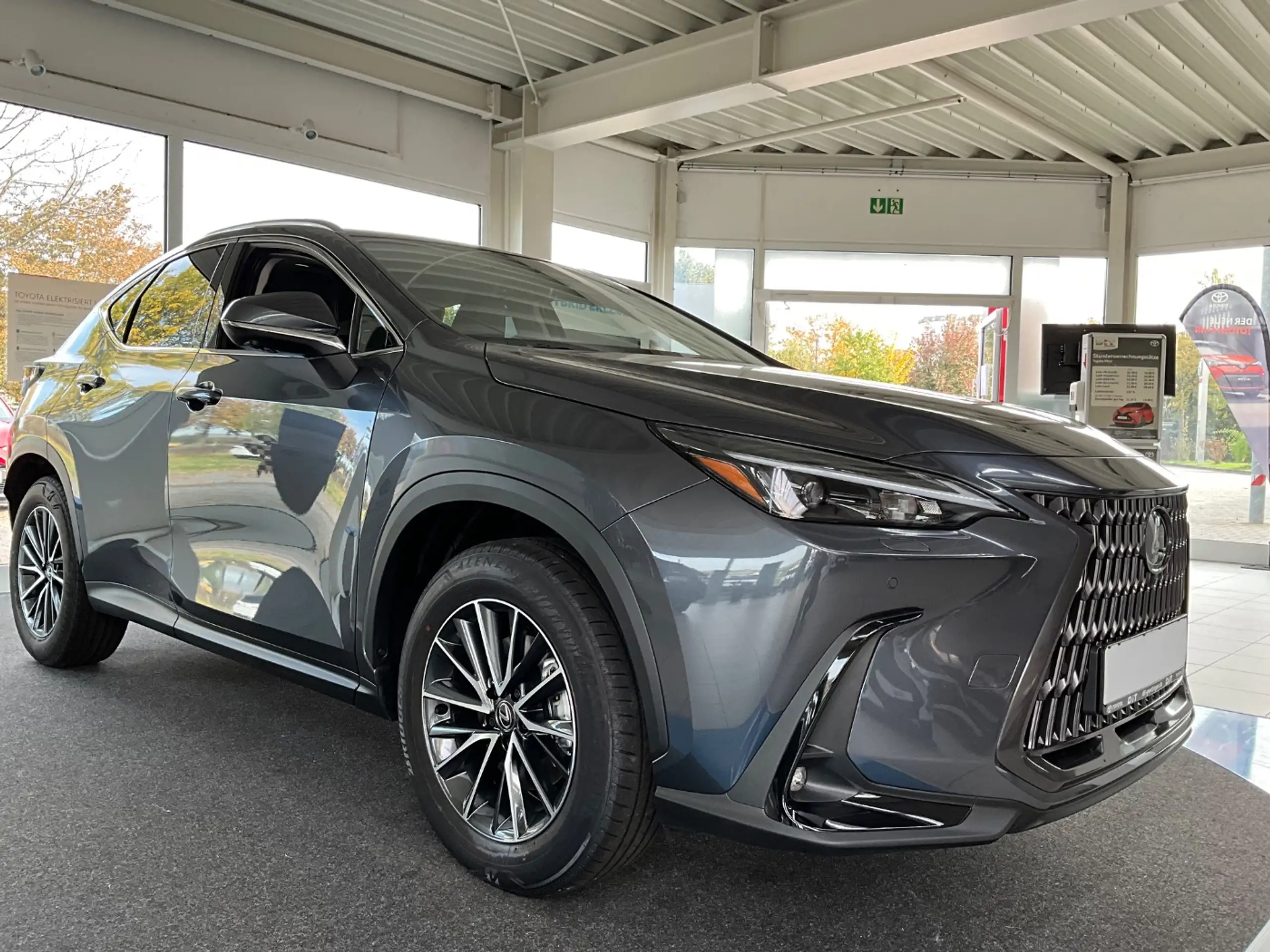 Lexus - NX 350h