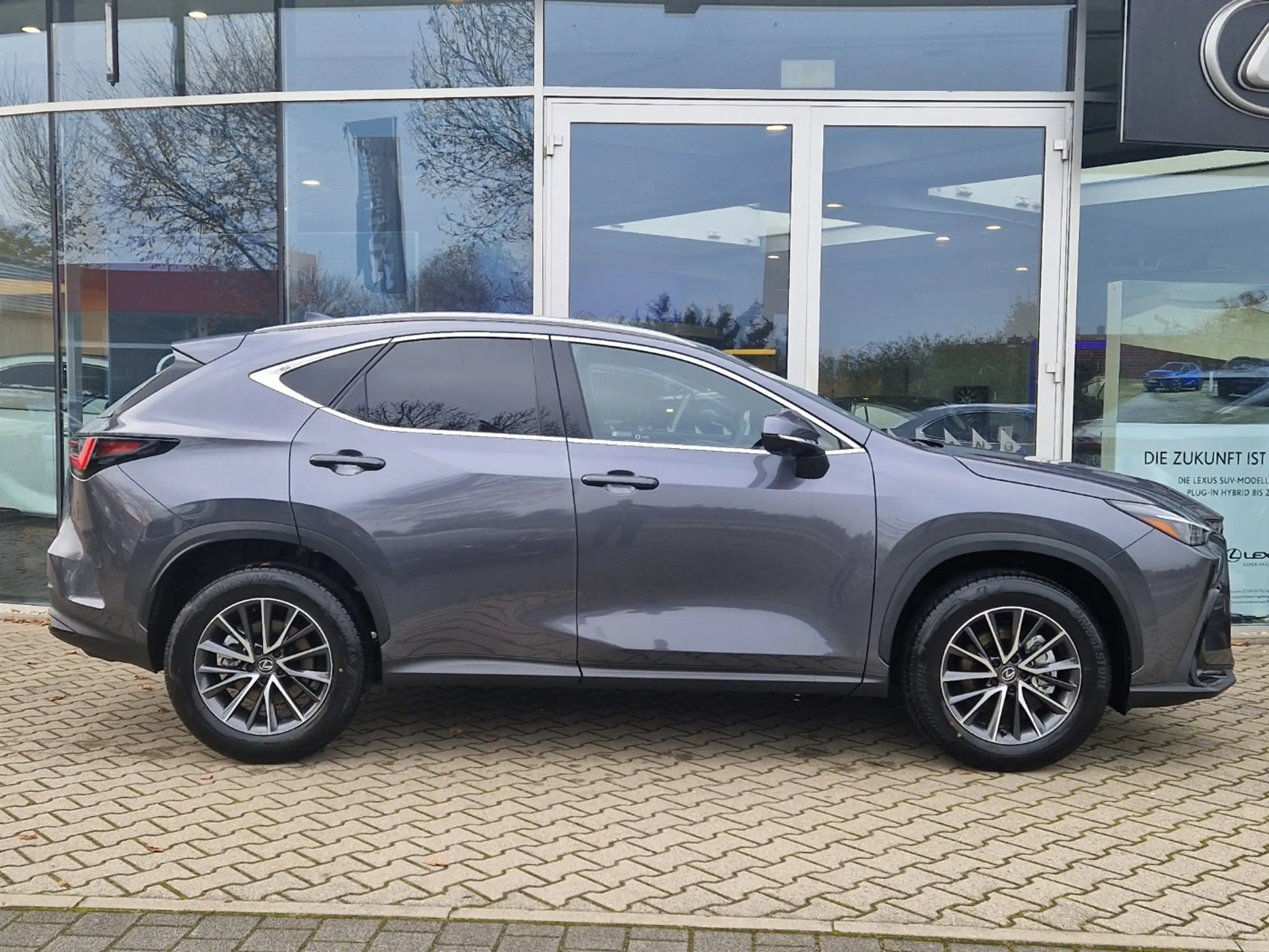 Lexus - NX 350h