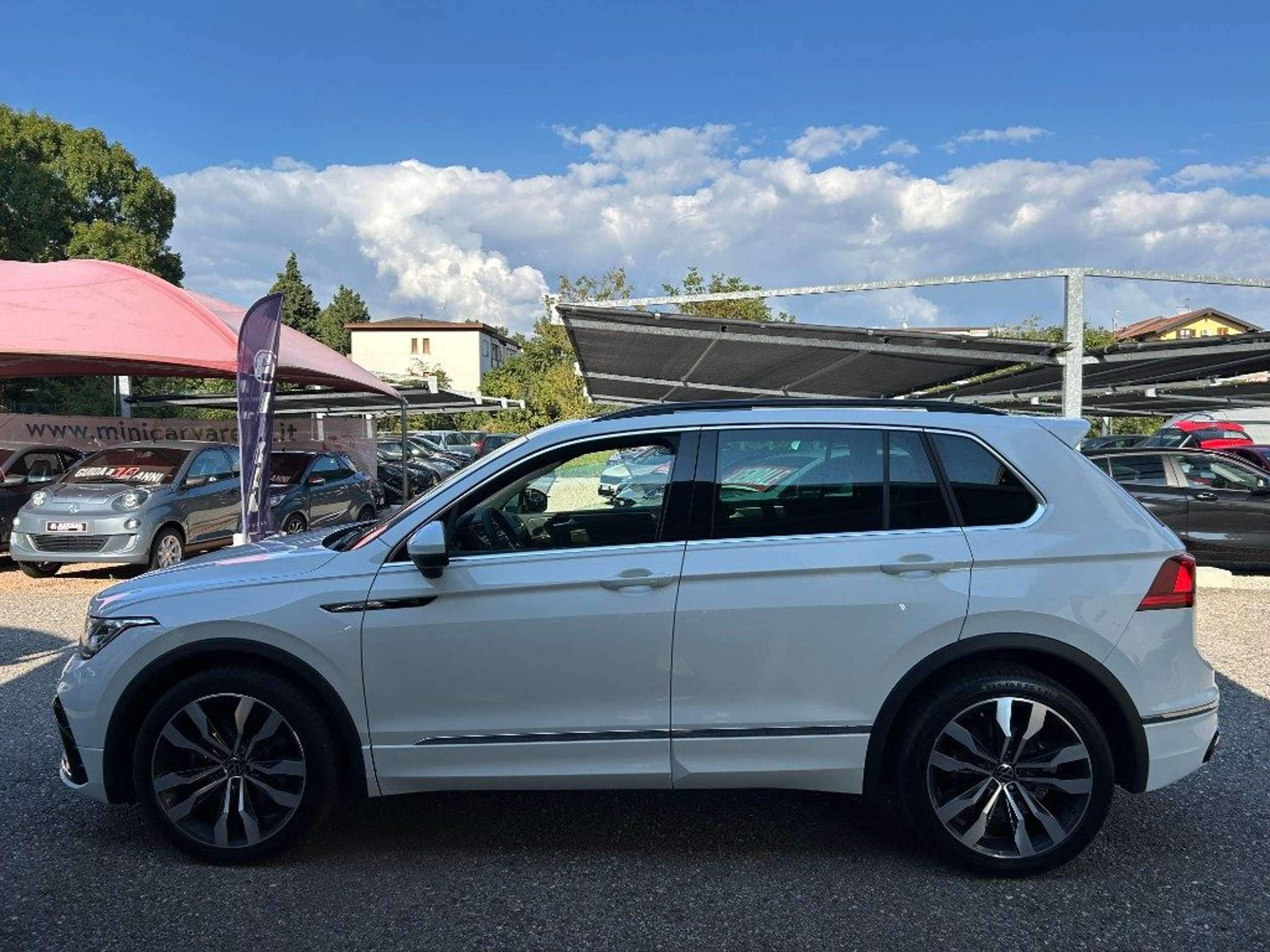 Volkswagen - Tiguan