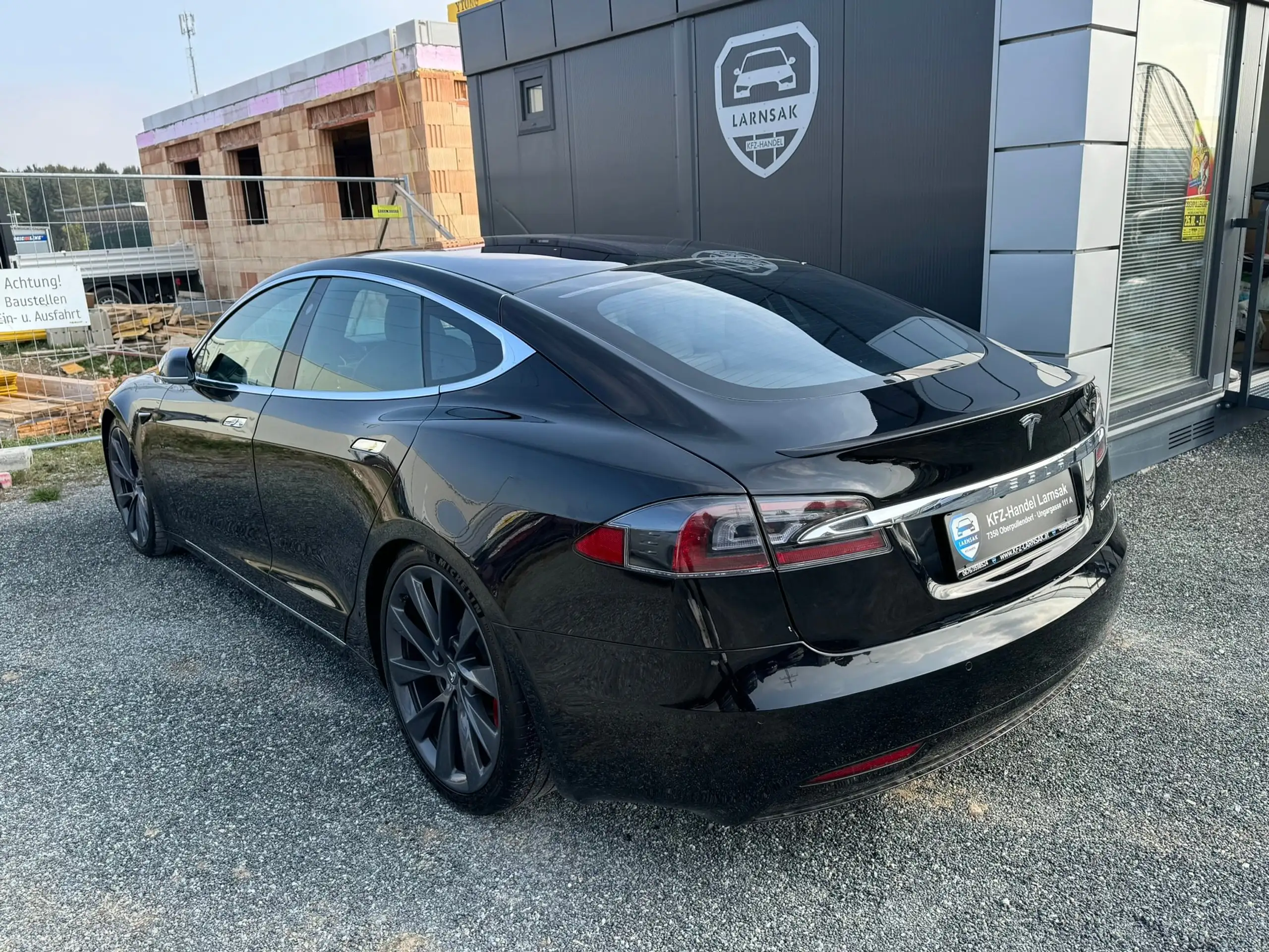 Tesla - Model S