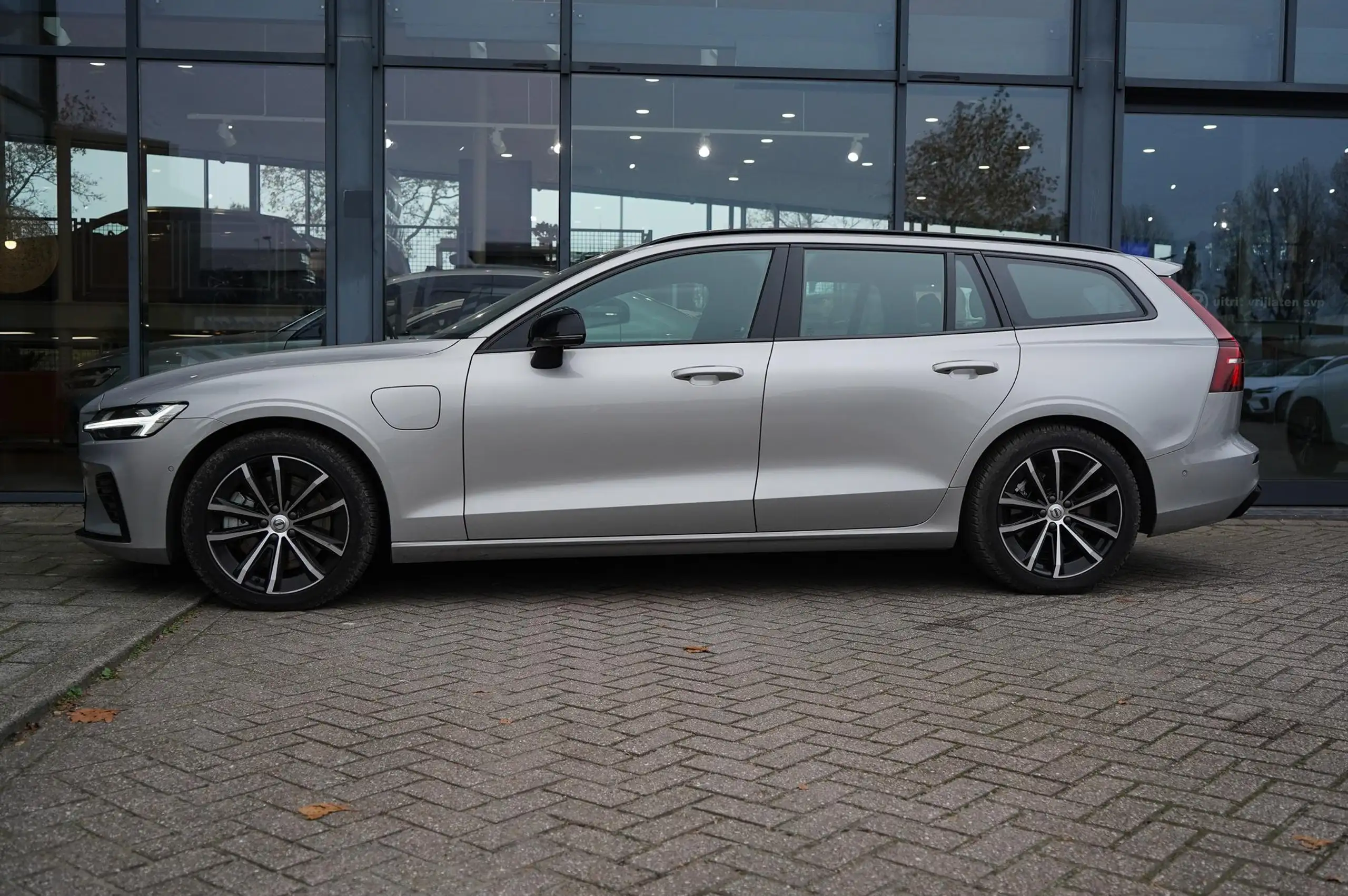 Volvo - V60