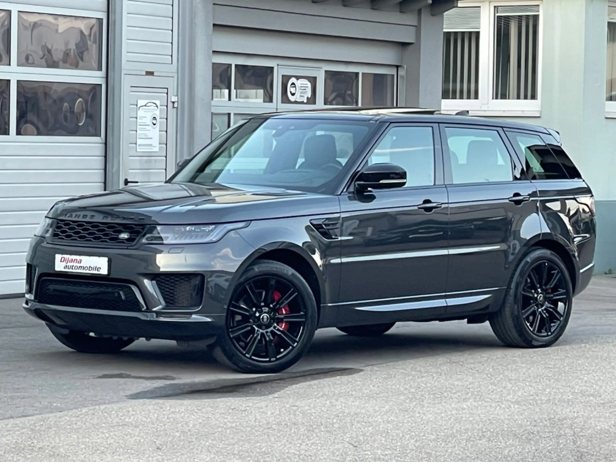 Land Rover - Range Rover Sport