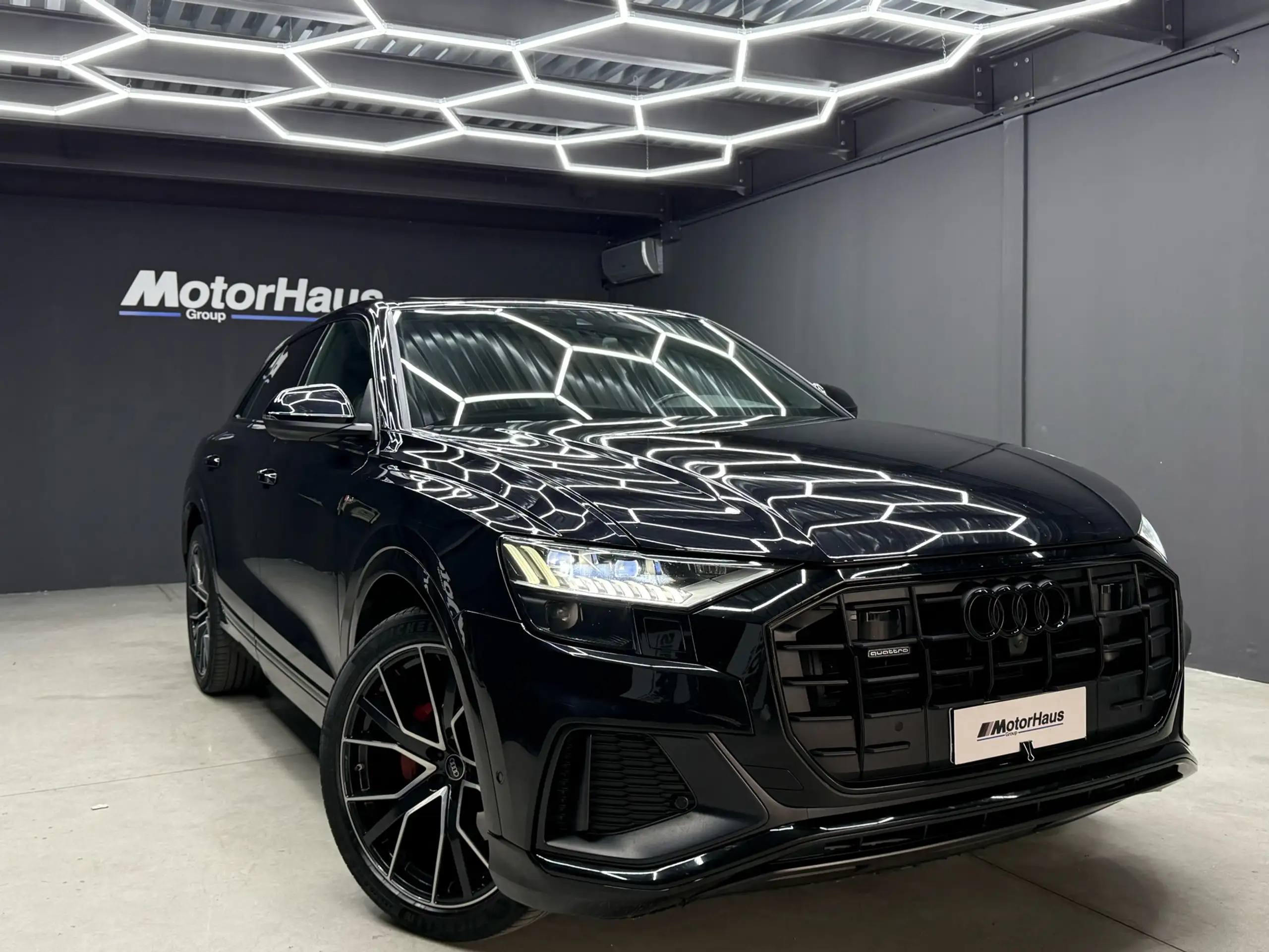 Audi Q8 2021