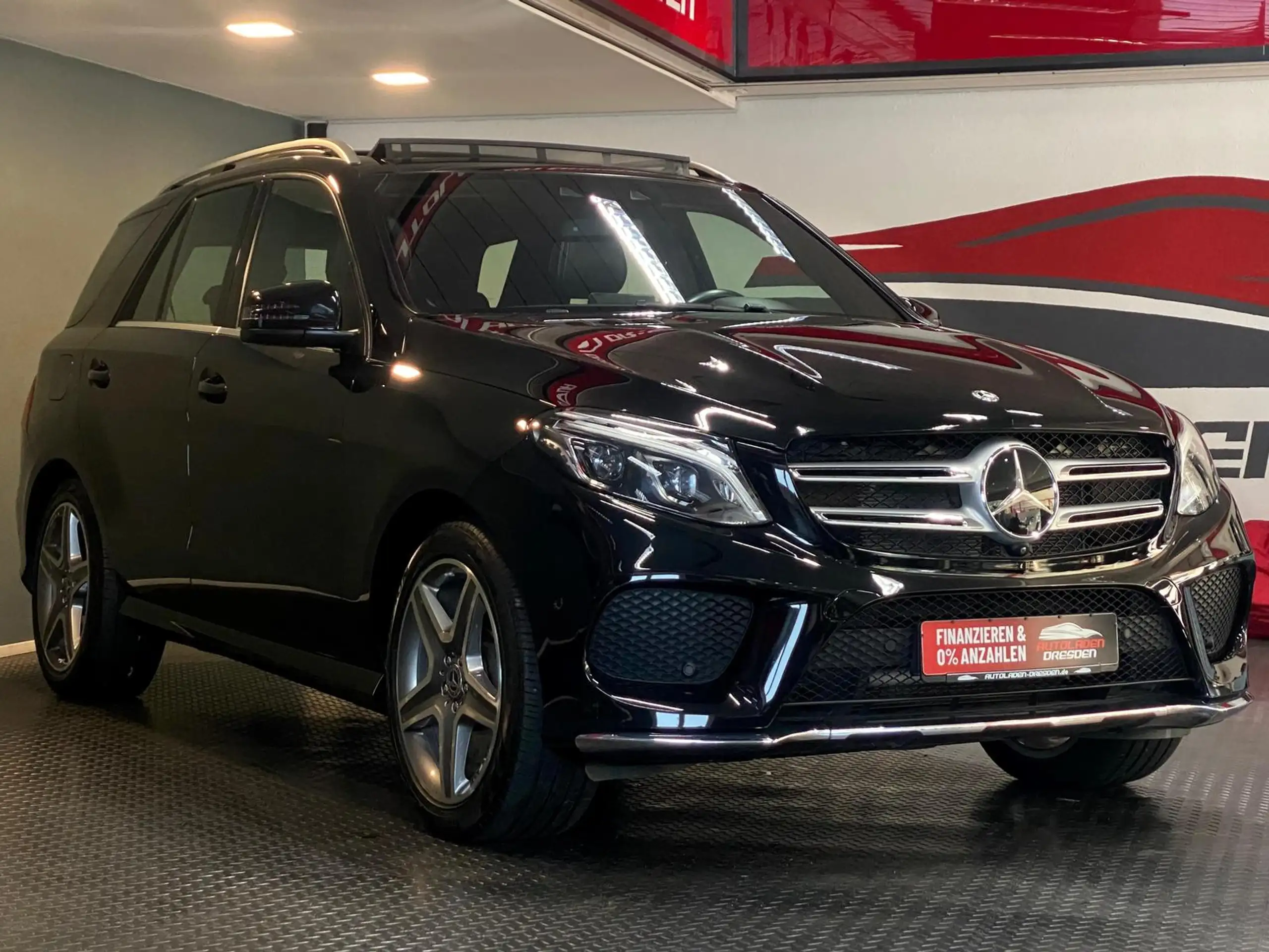 Mercedes-Benz - GLE 500