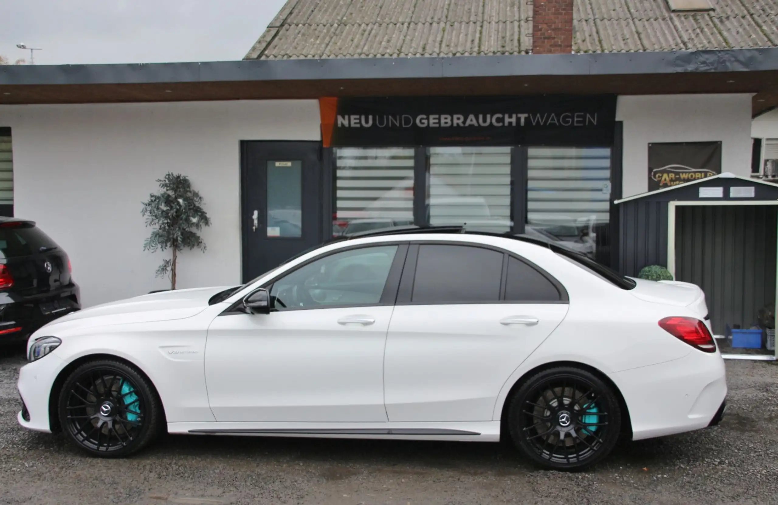 Mercedes-Benz - C 63 AMG