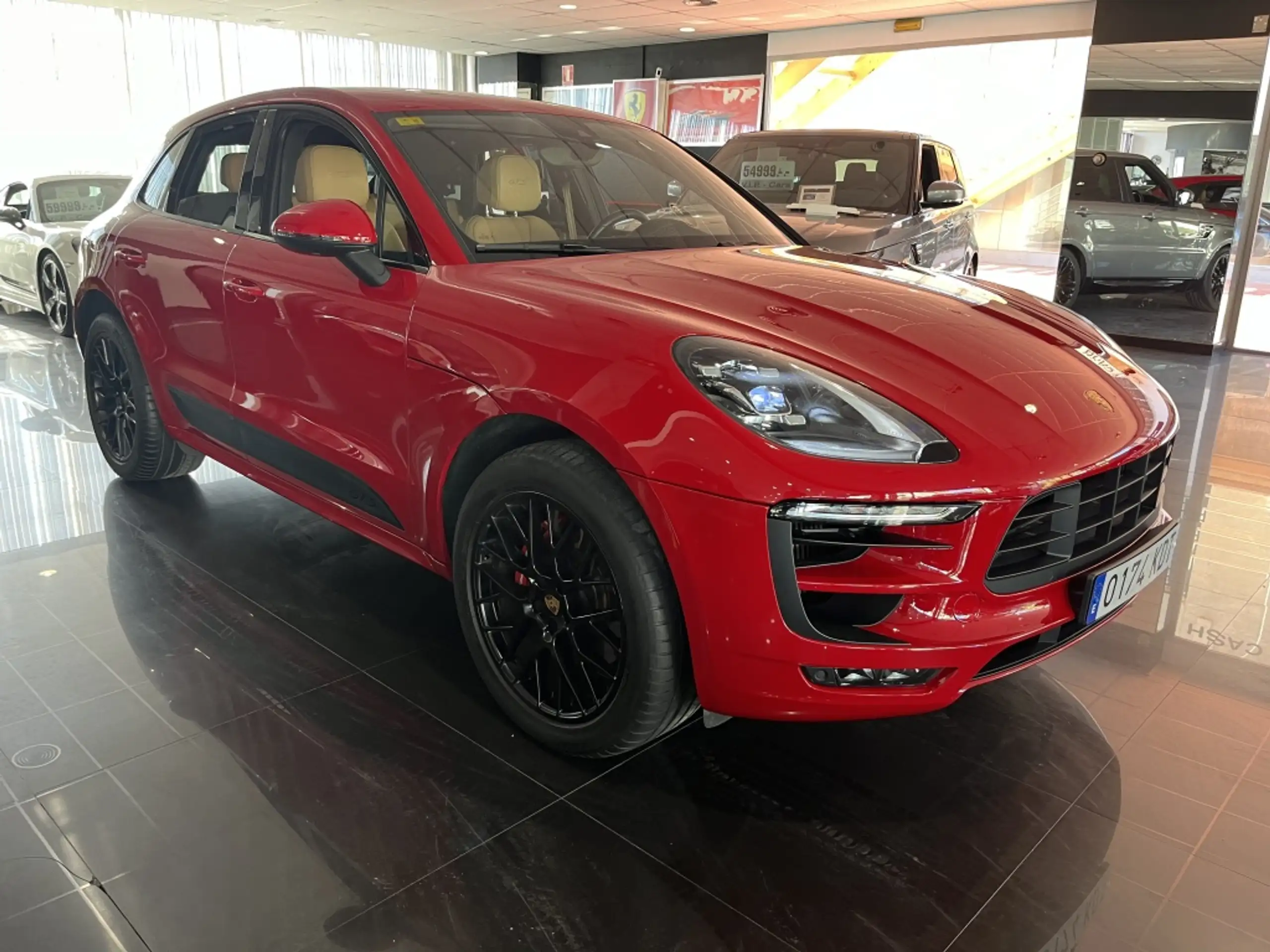 Porsche - Macan