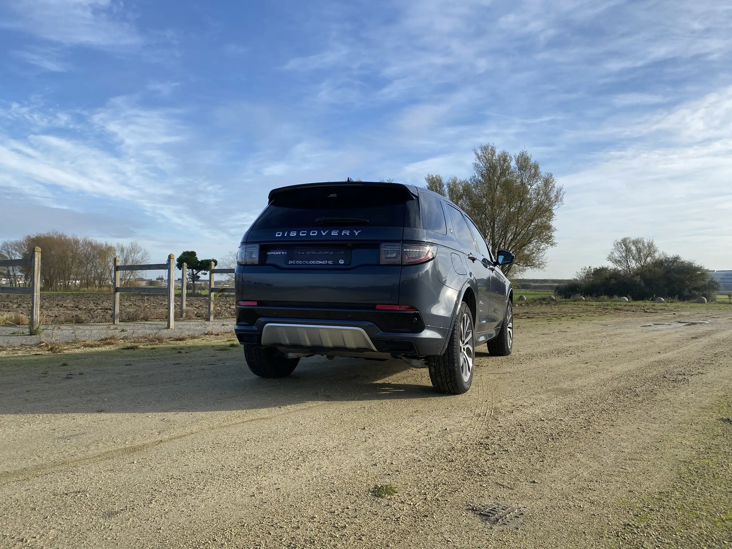 Land Rover - Discovery Sport