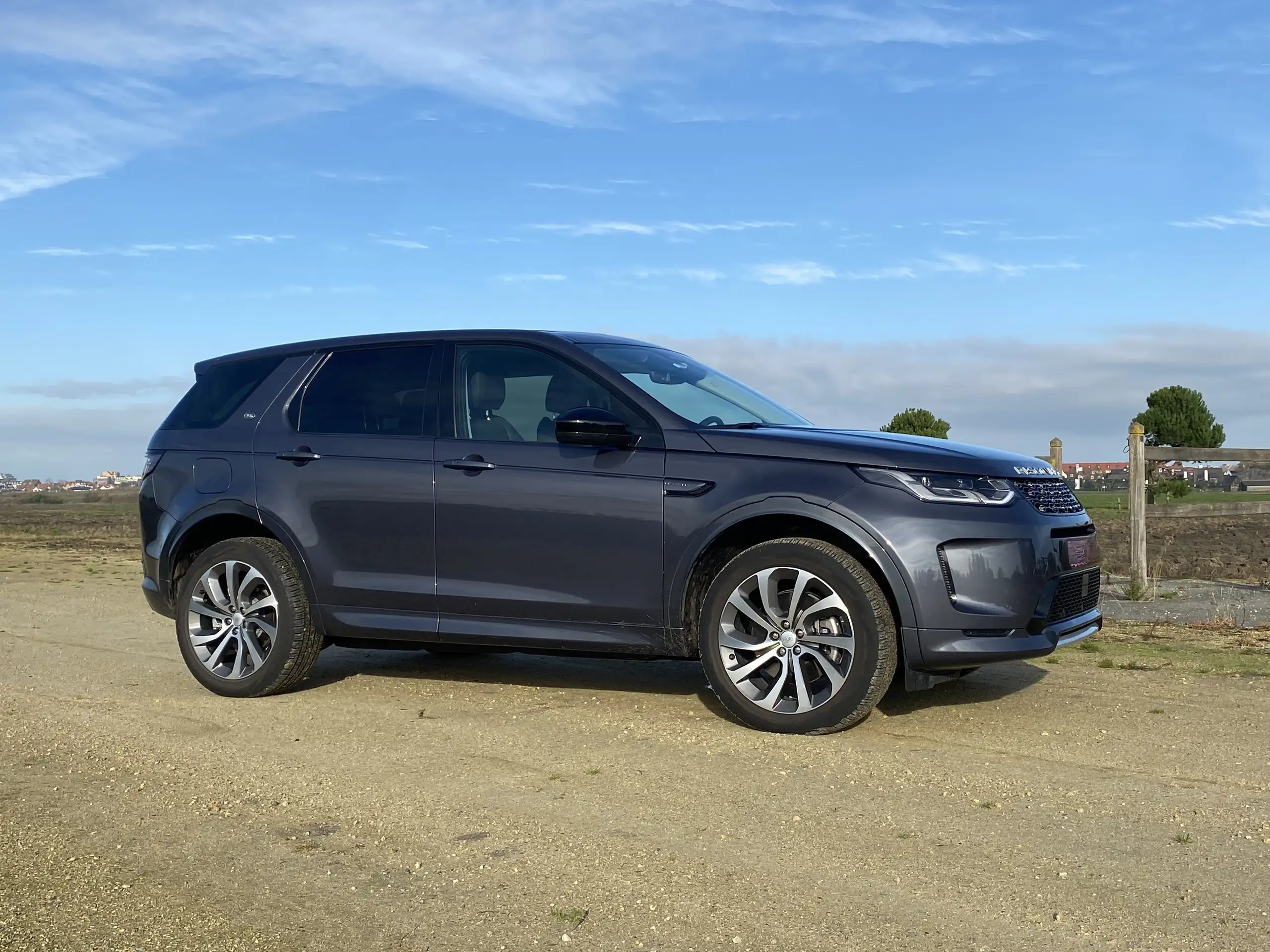 Land Rover - Discovery Sport