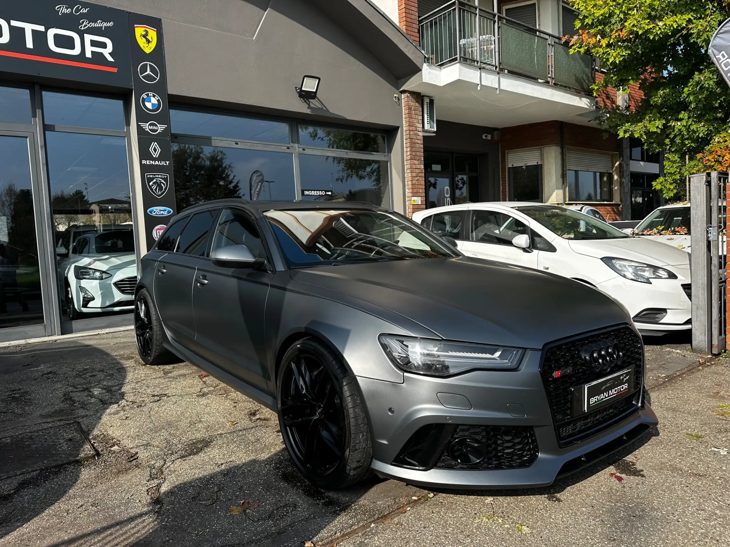 Audi - RS6