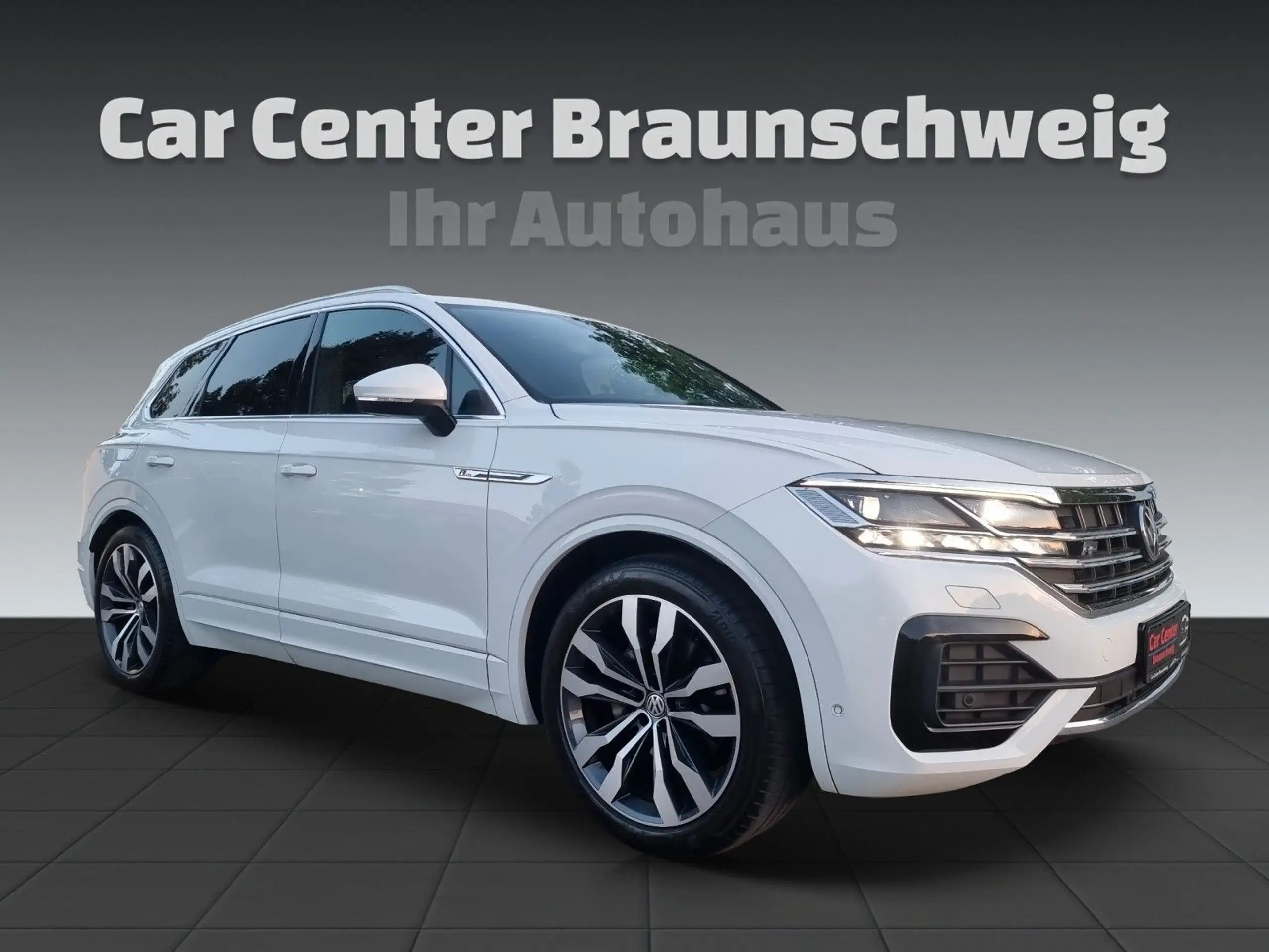 Volkswagen - Touareg