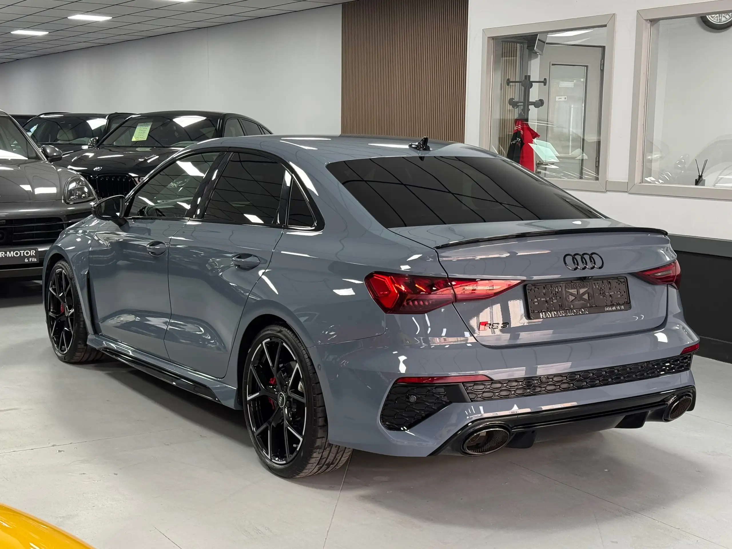 Audi - RS3