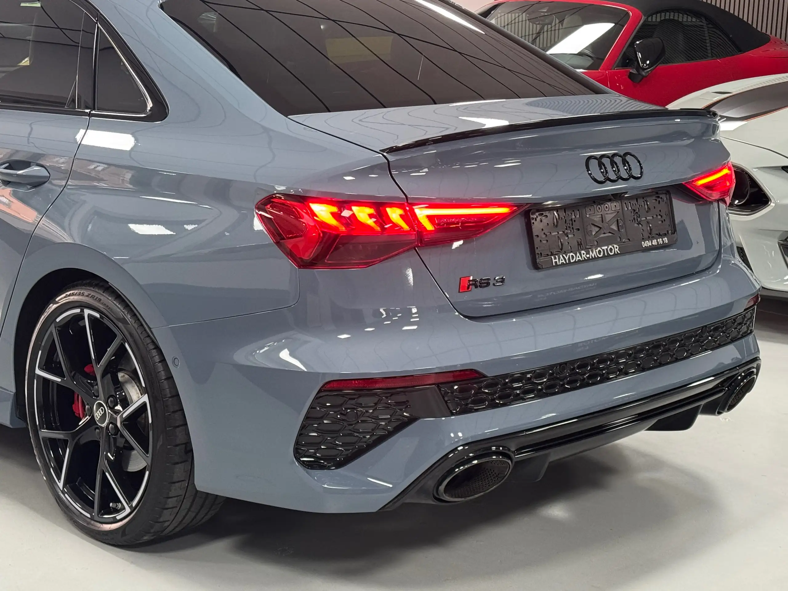 Audi - RS3