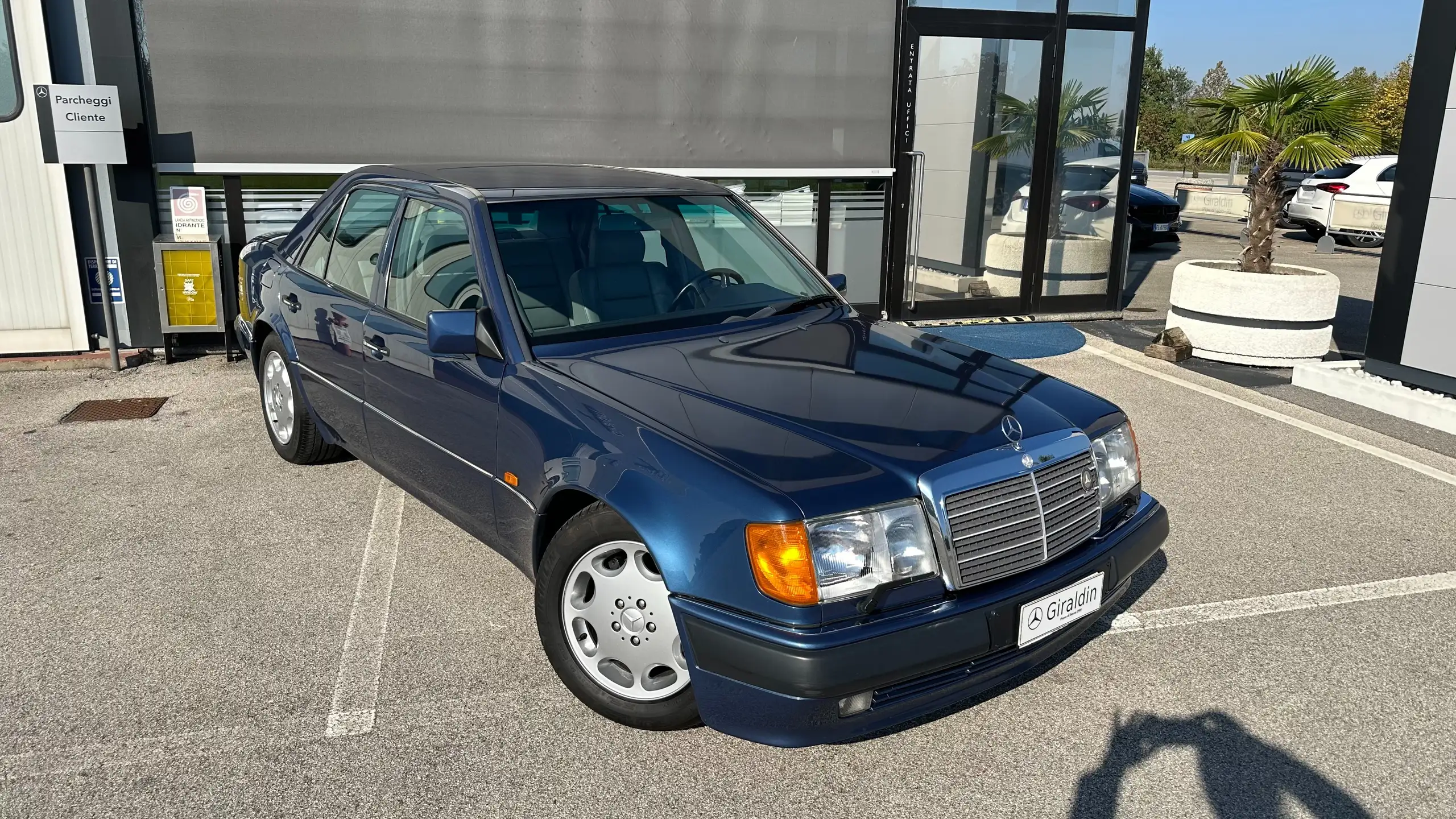 Mercedes-Benz - E 500