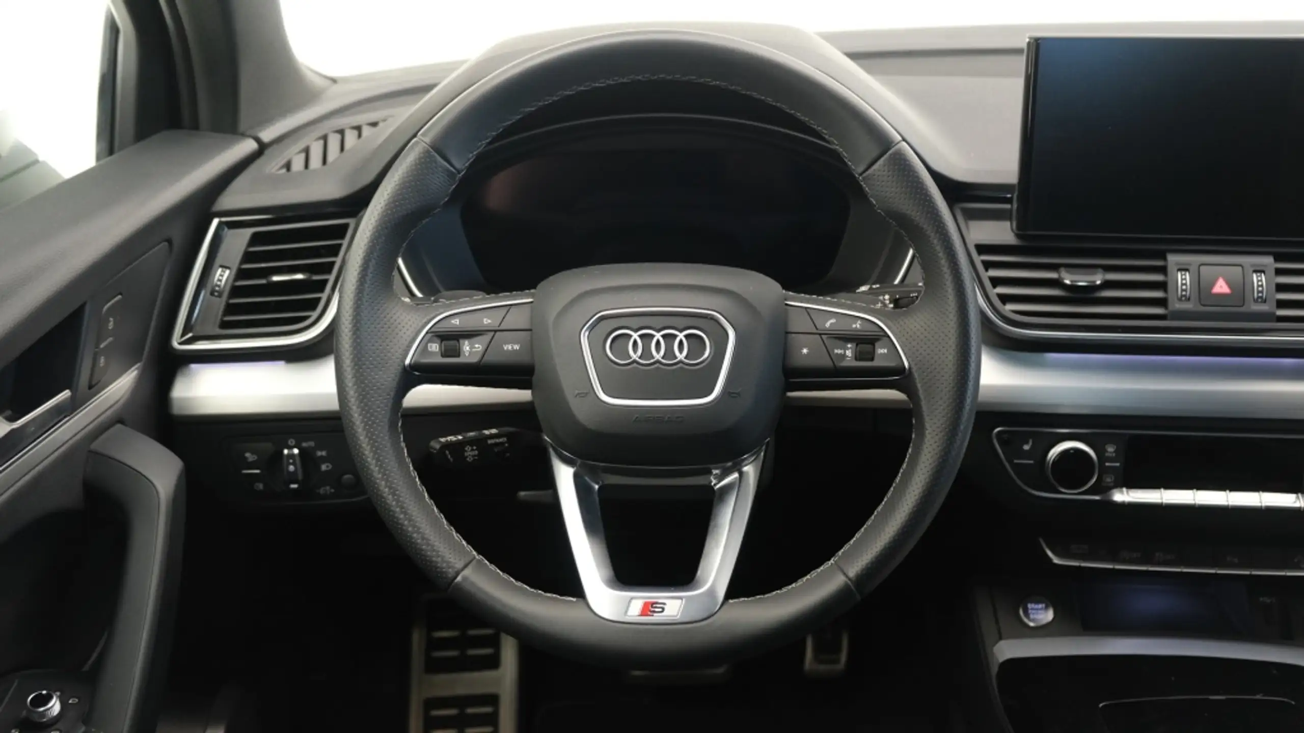 Audi - Q5