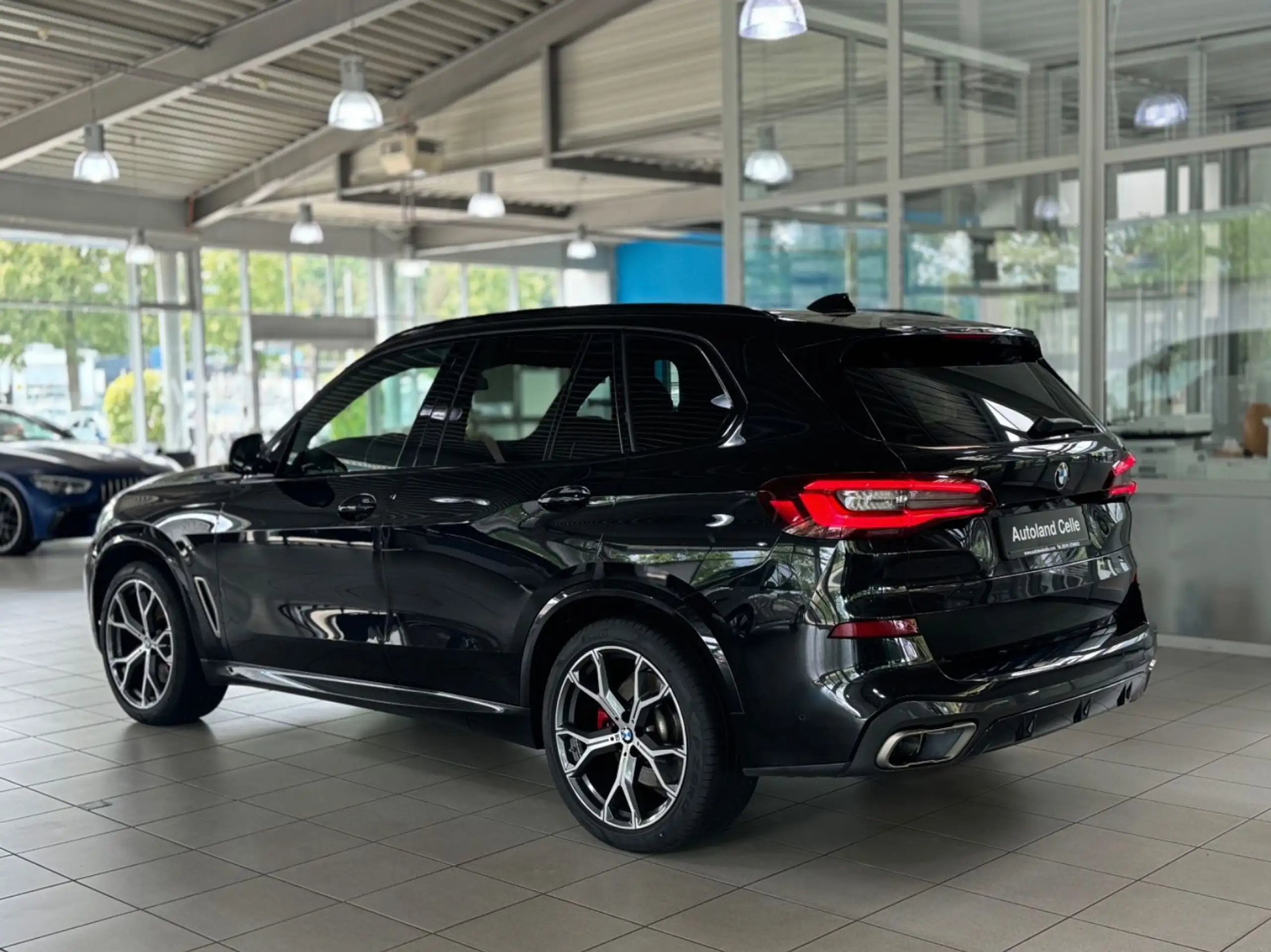 BMW - X5 M