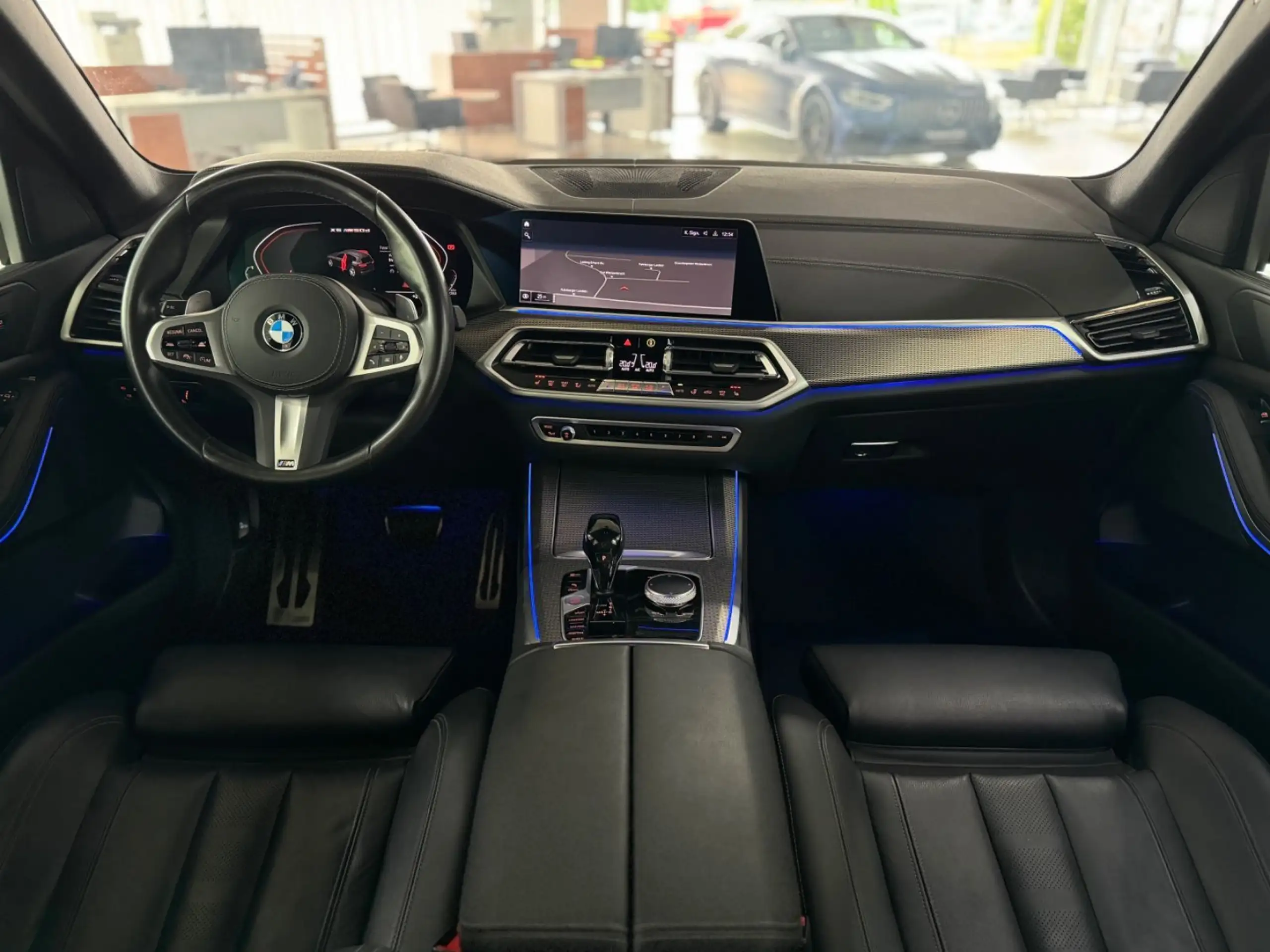 BMW - X5 M