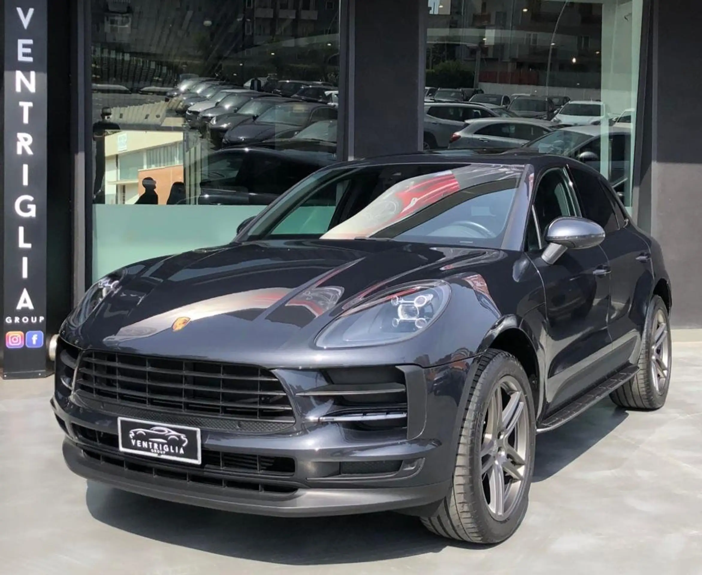 Porsche - Macan