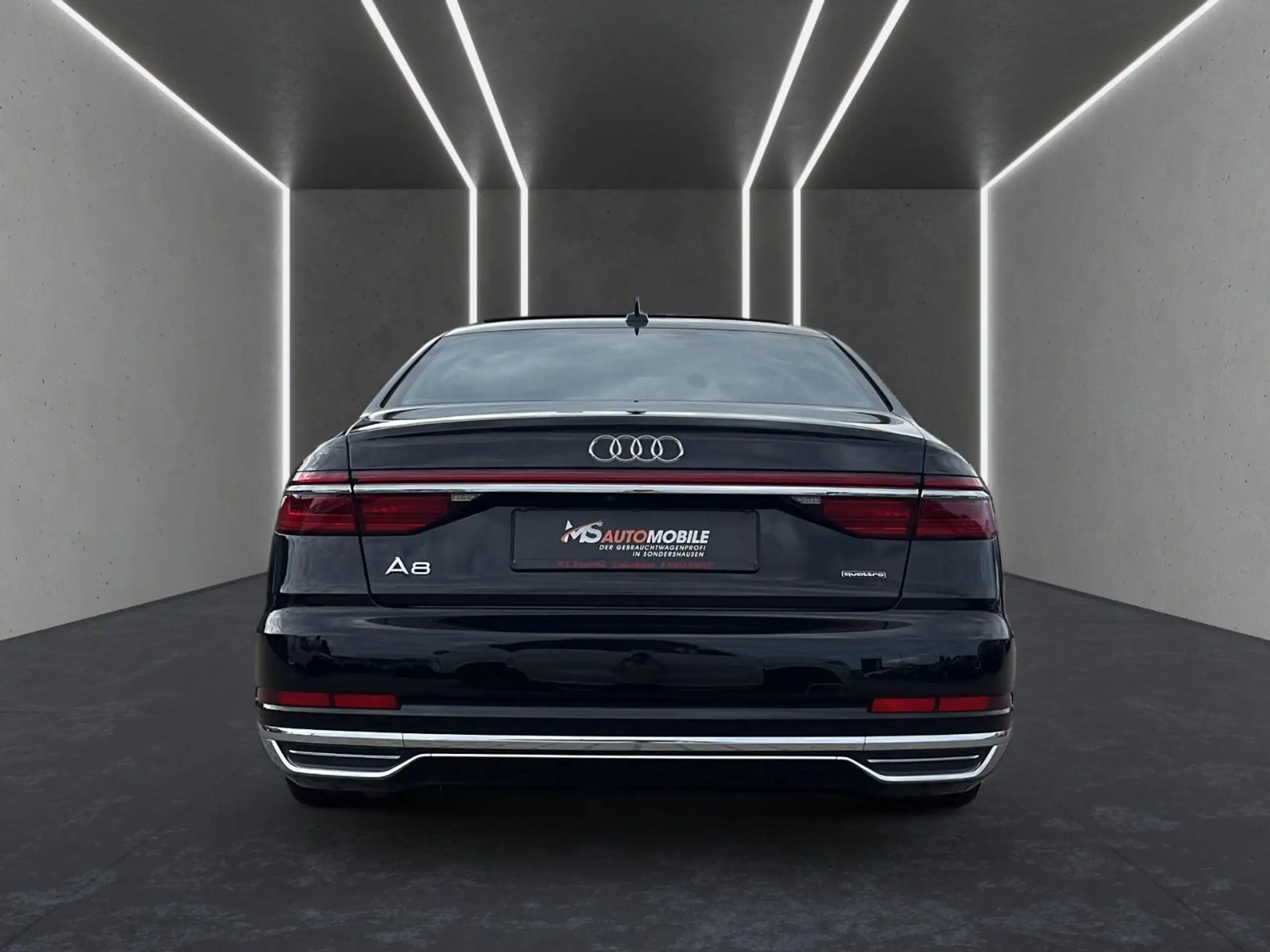 Audi - A8