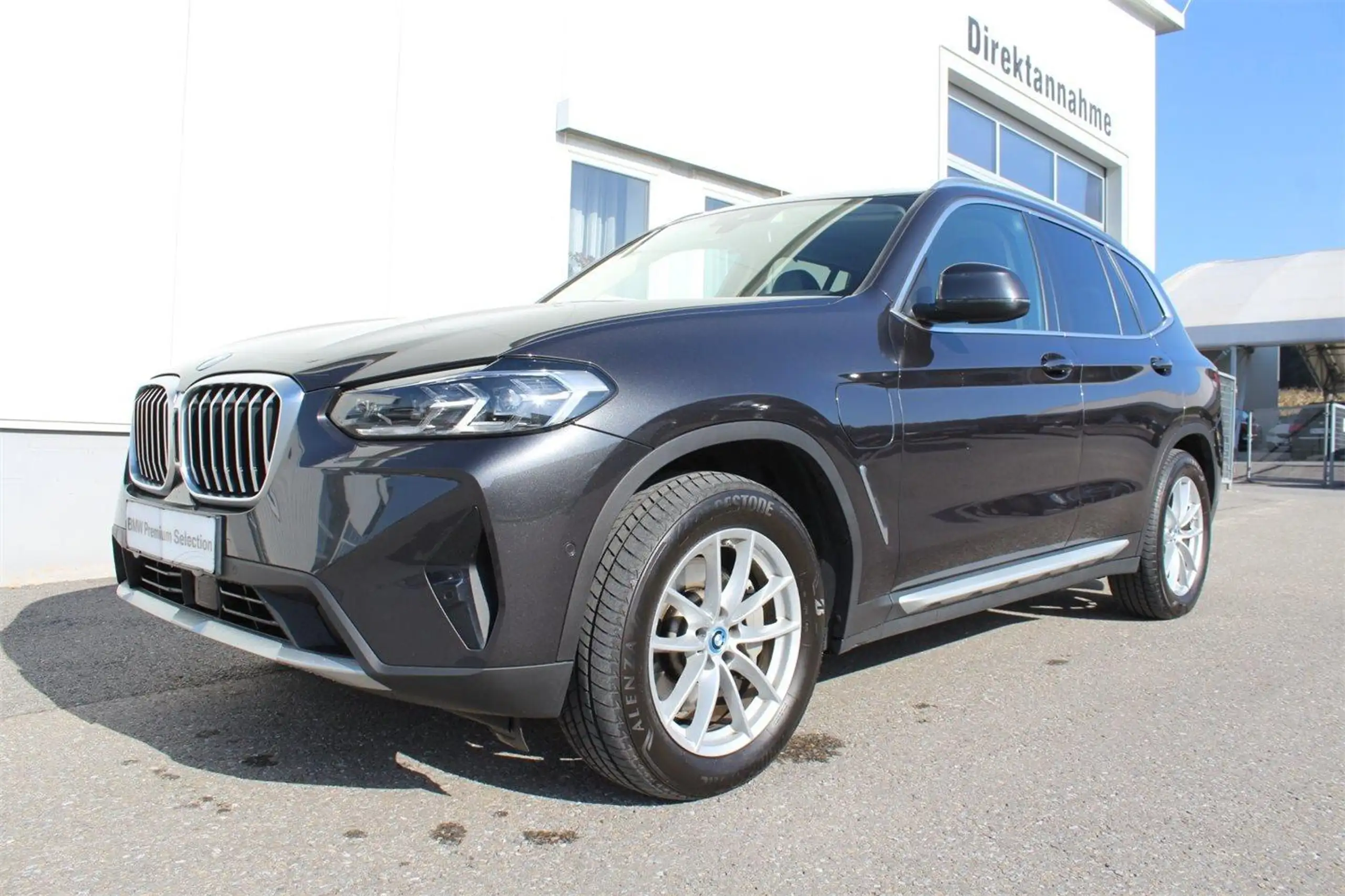 BMW - X3