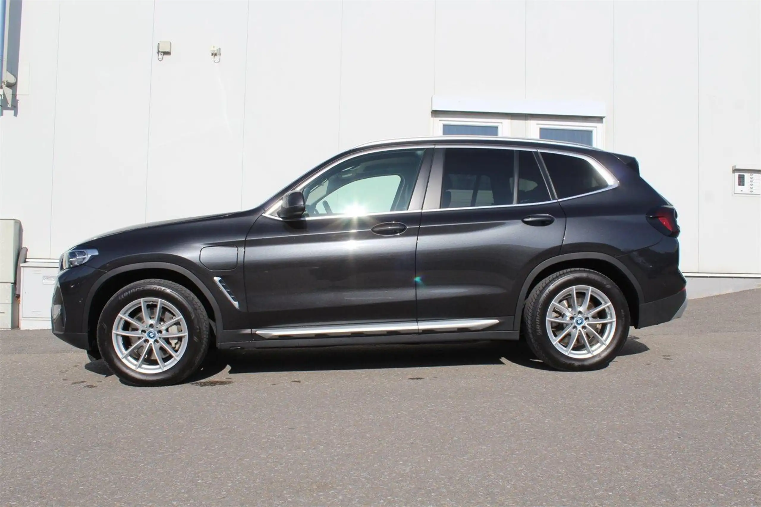 BMW - X3