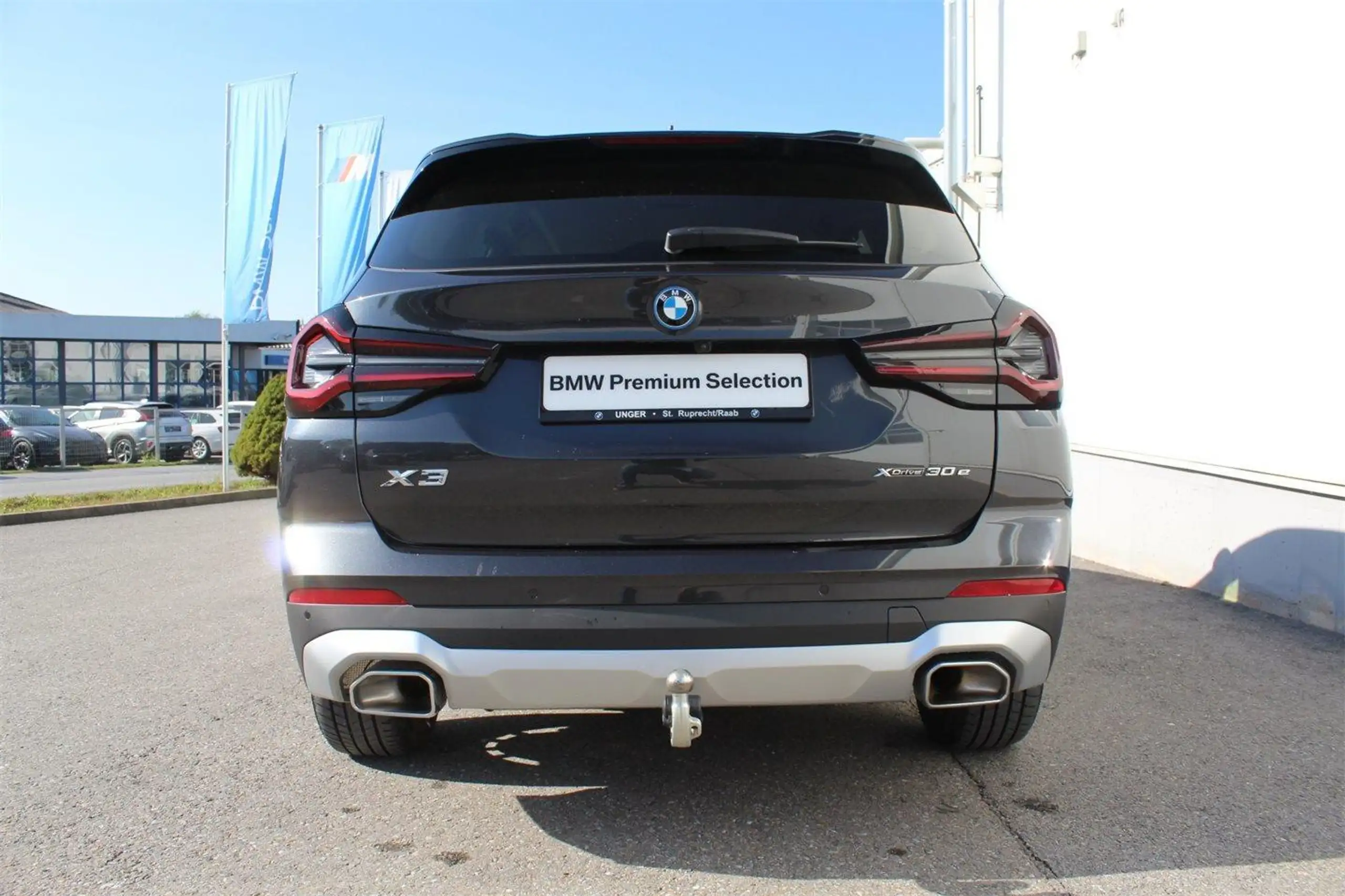 BMW - X3