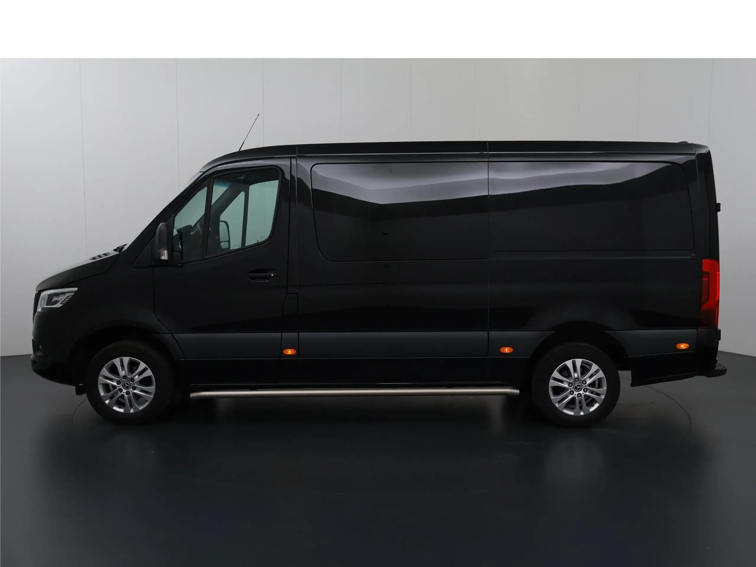 Mercedes-Benz - Sprinter