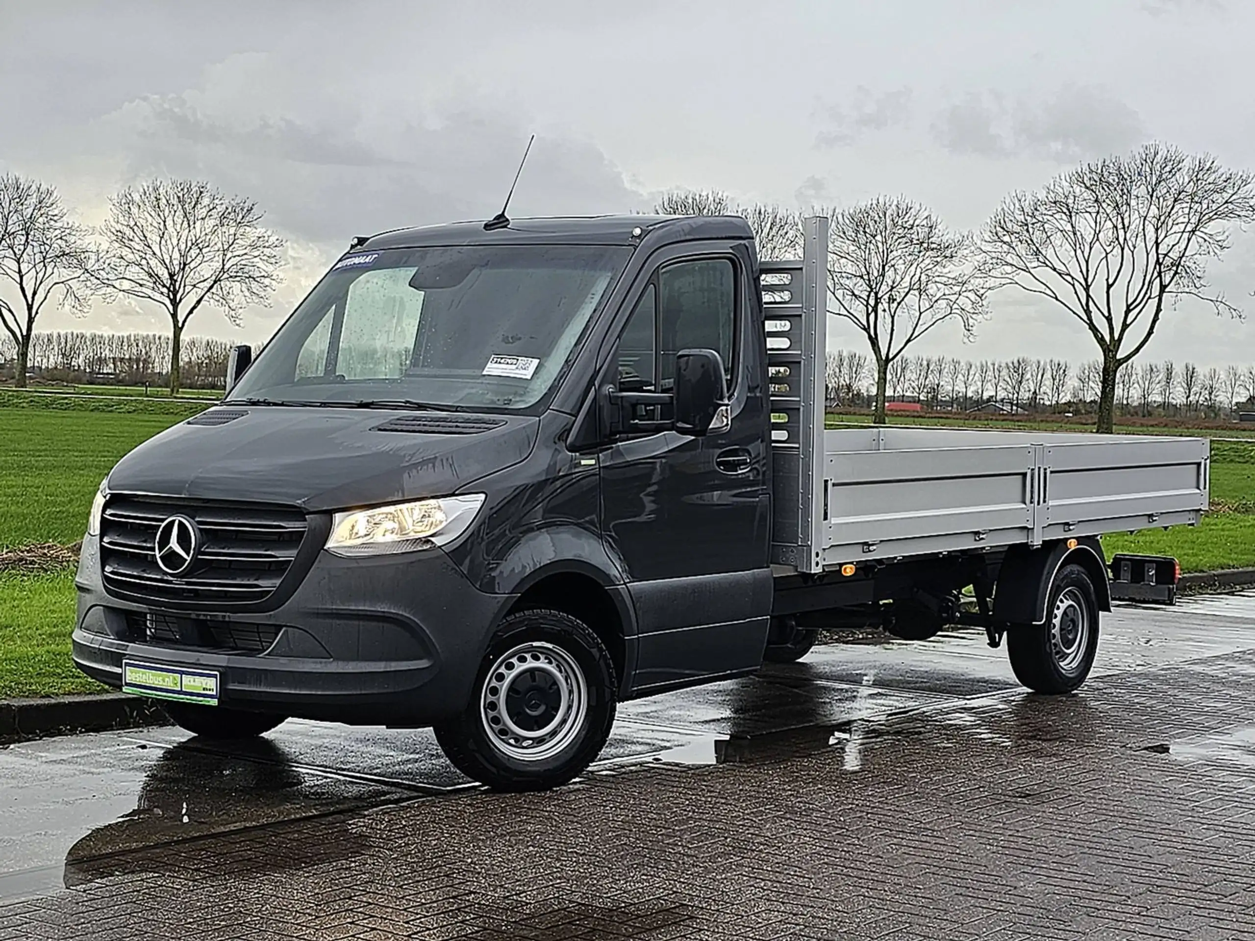 Mercedes-Benz - Sprinter