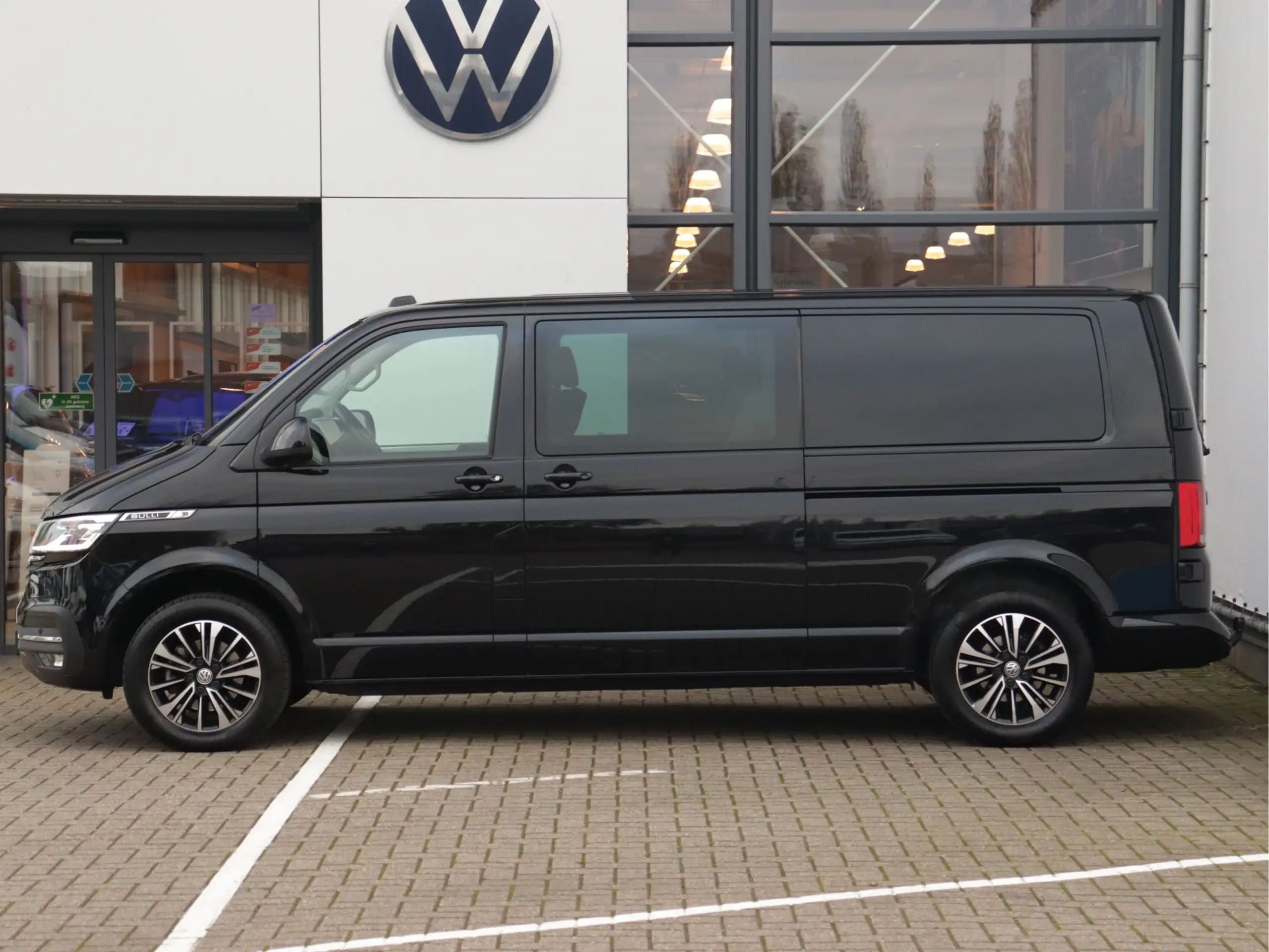 Volkswagen - T6.1 Transporter