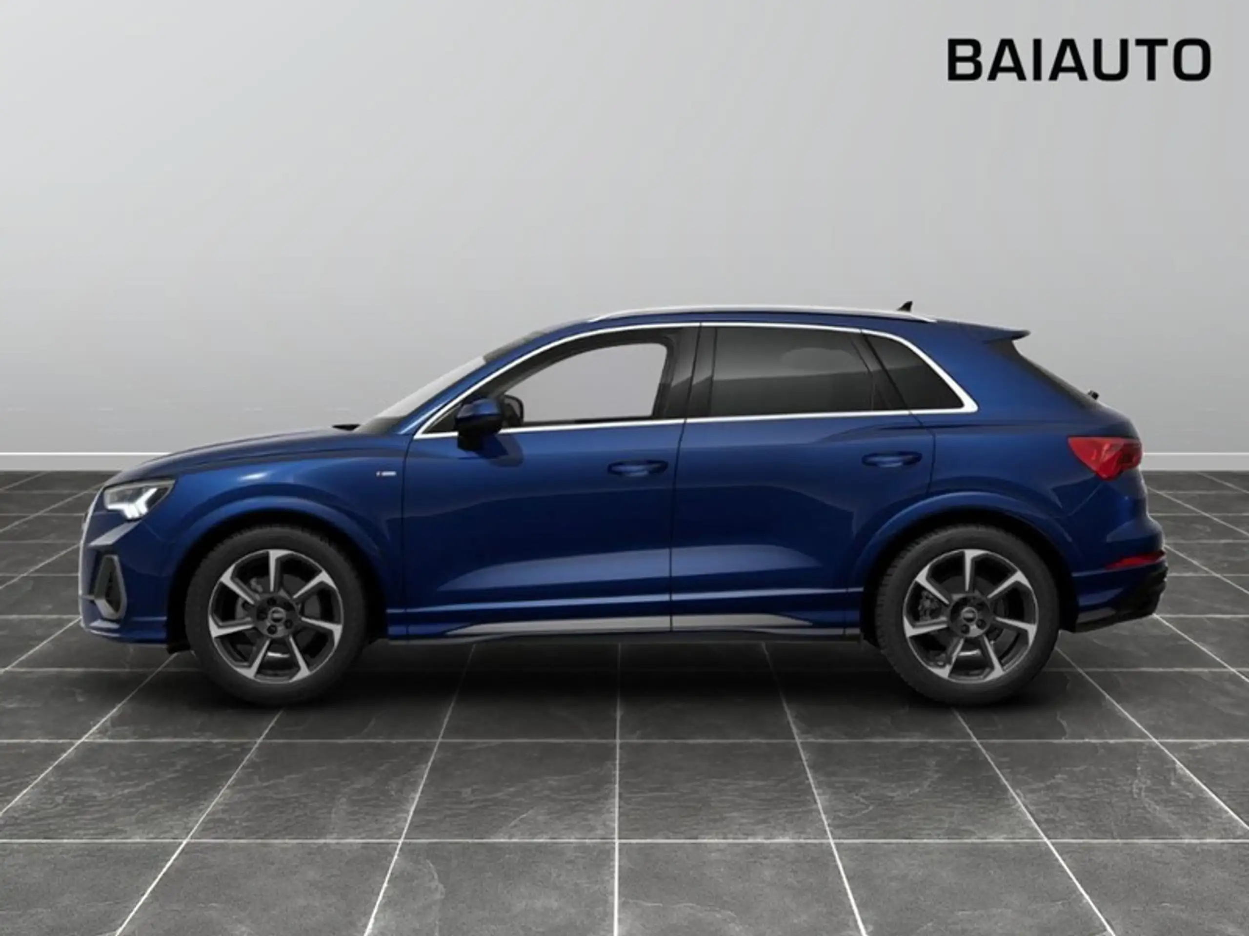 Audi - Q3