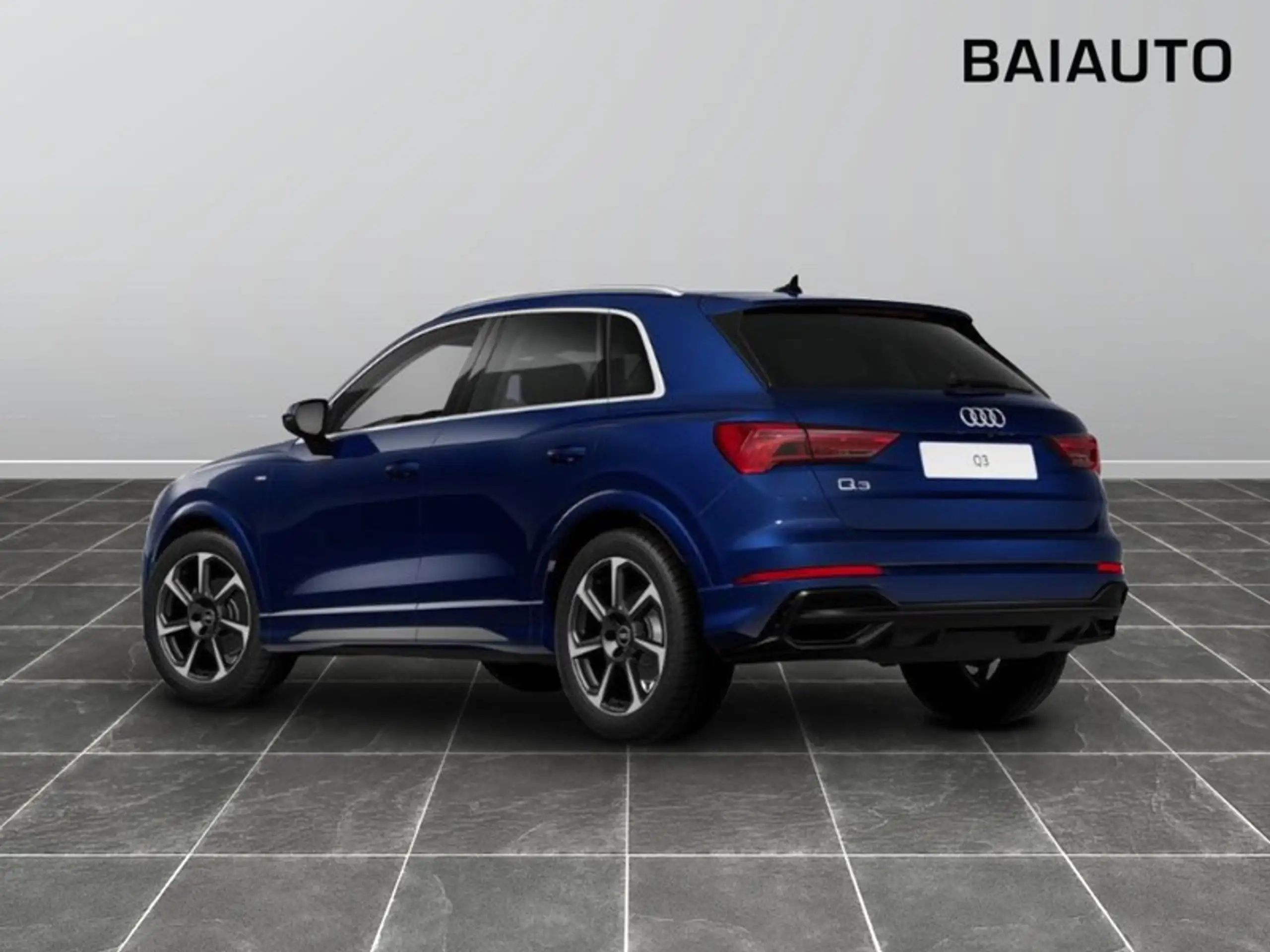 Audi - Q3