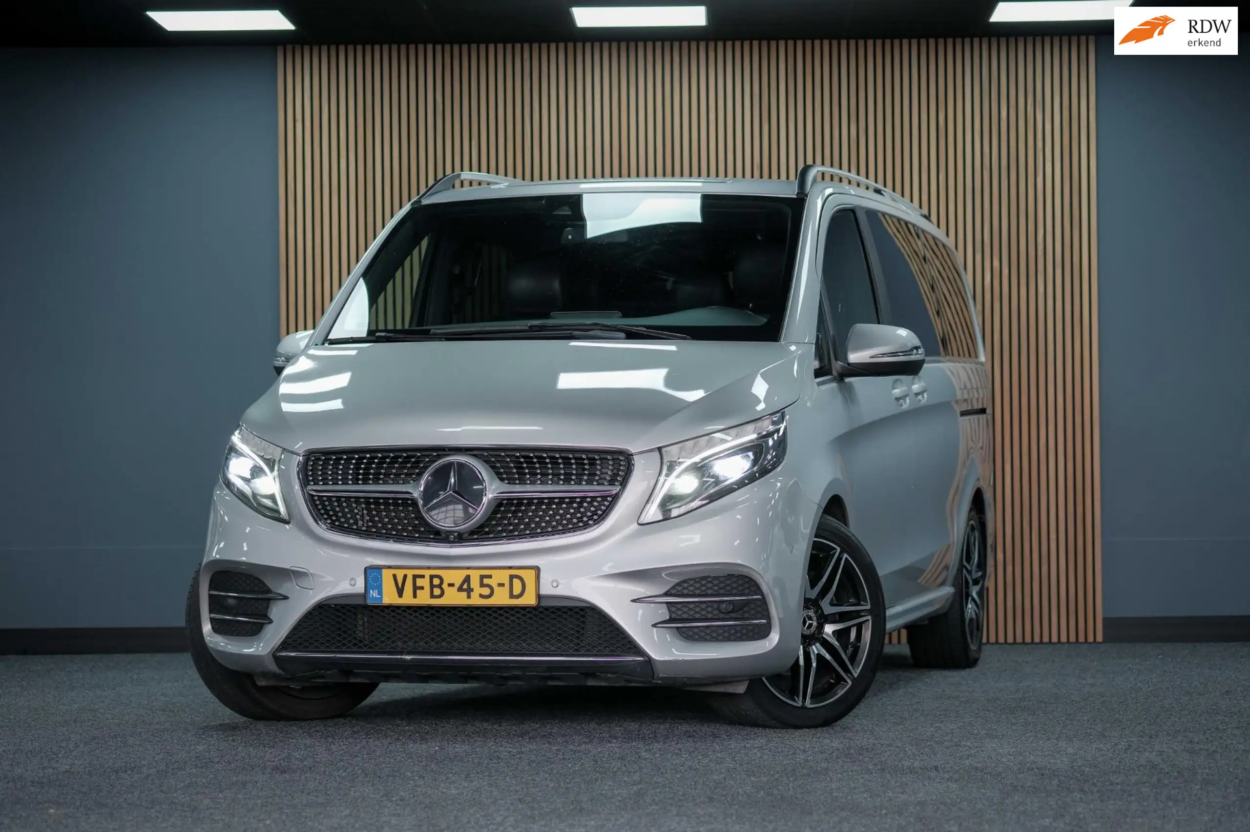 Mercedes-Benz V 300 2020