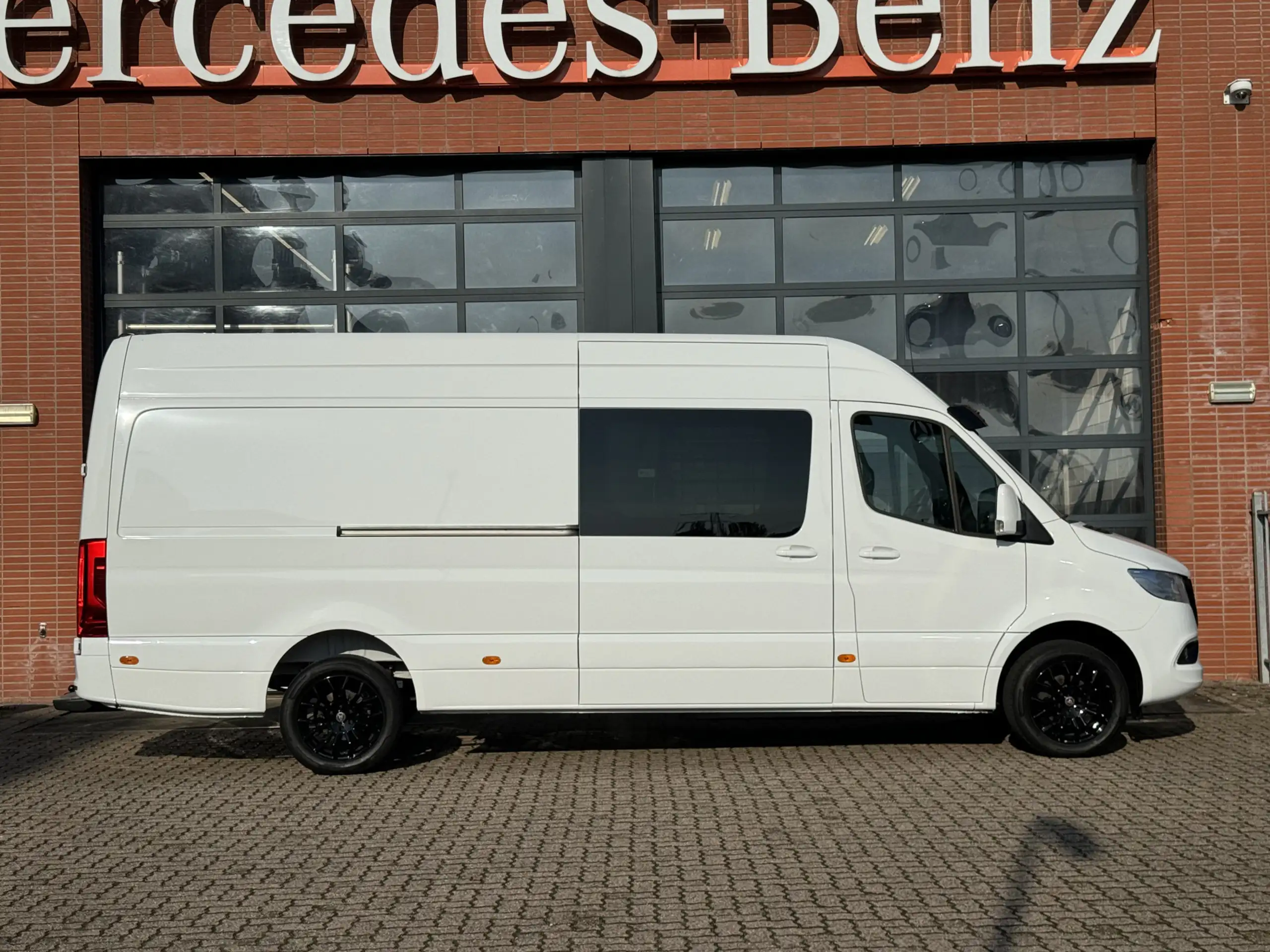 Mercedes-Benz - Sprinter