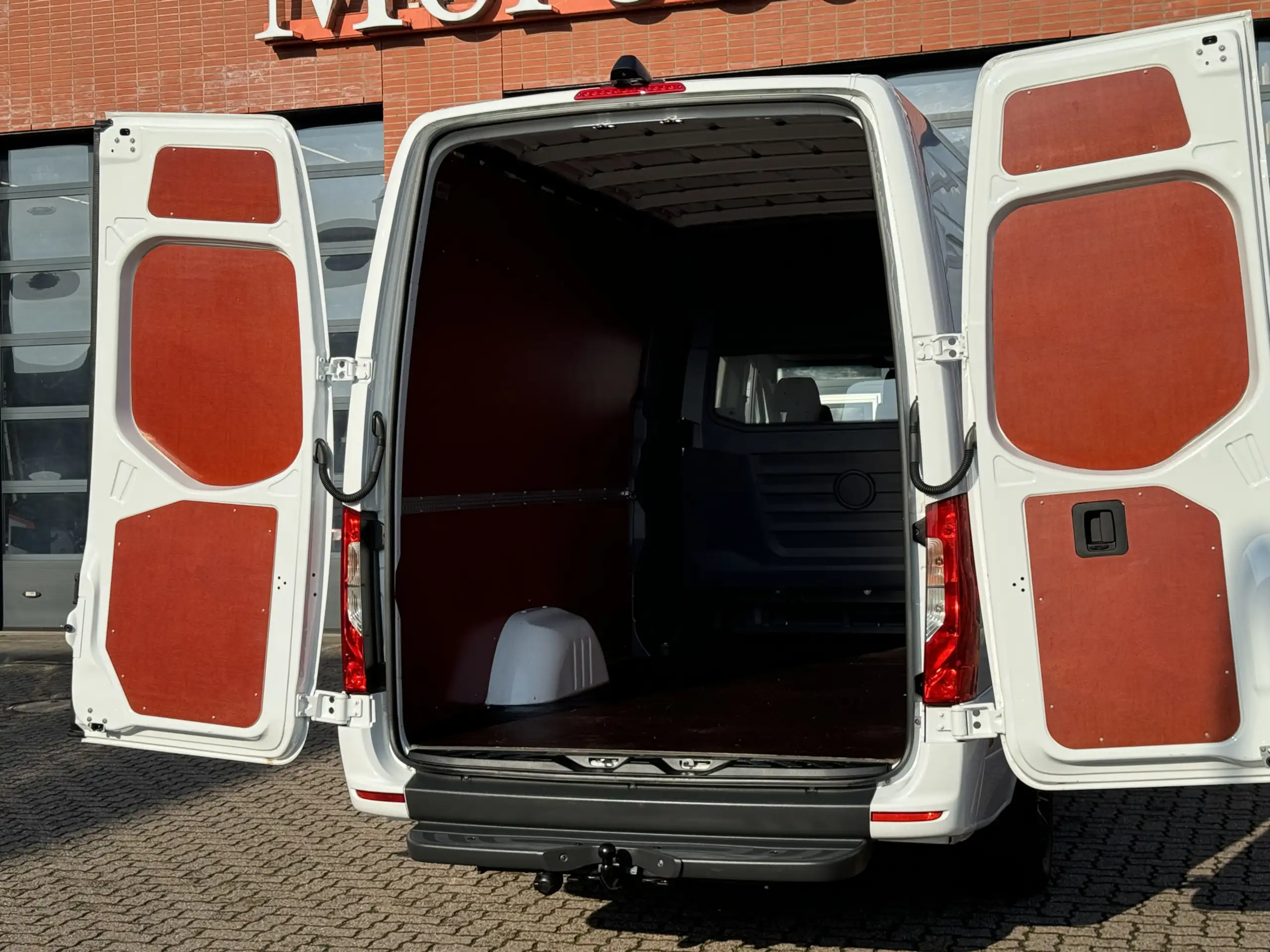 Mercedes-Benz - Sprinter