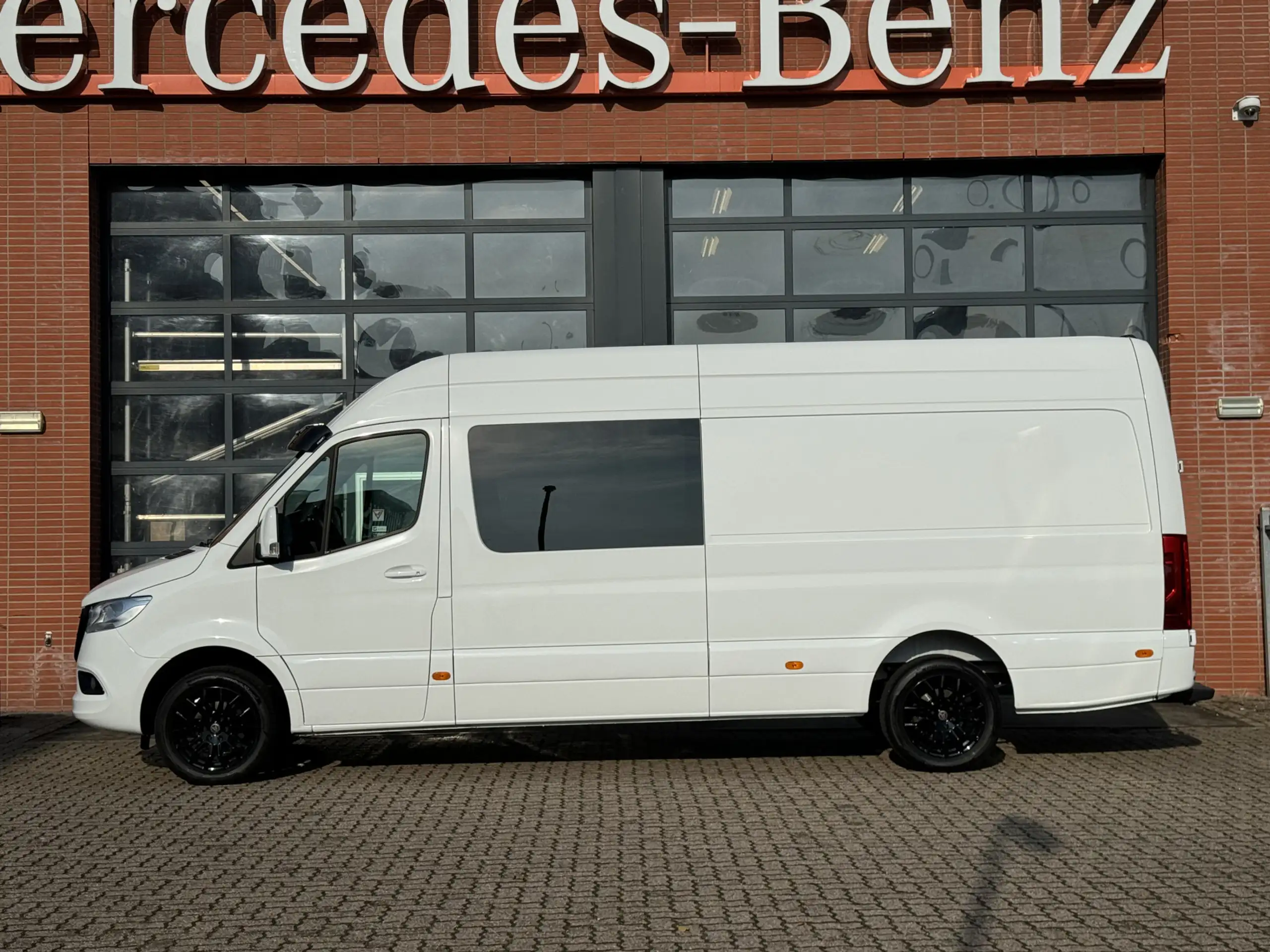 Mercedes-Benz - Sprinter