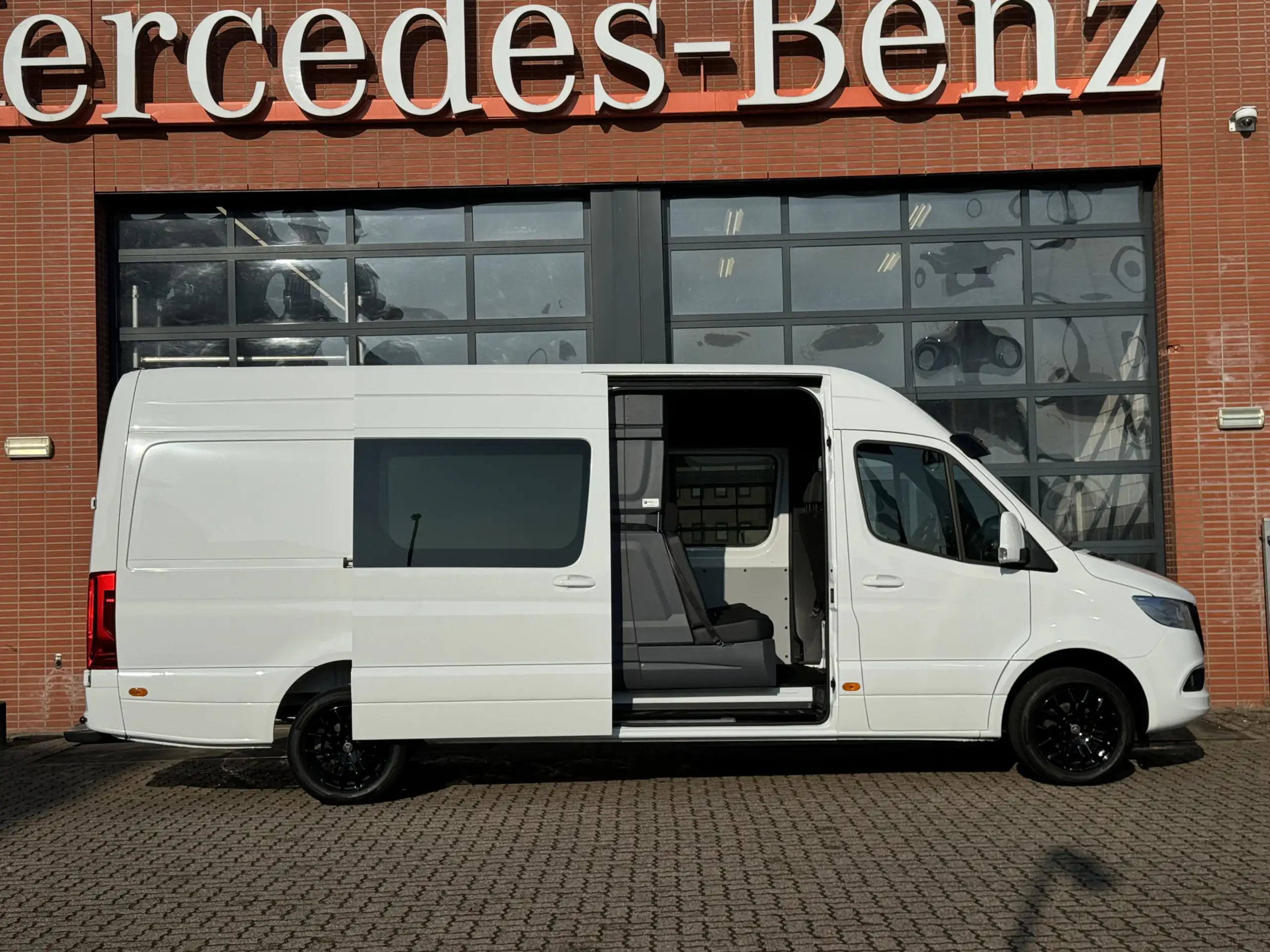 Mercedes-Benz - Sprinter