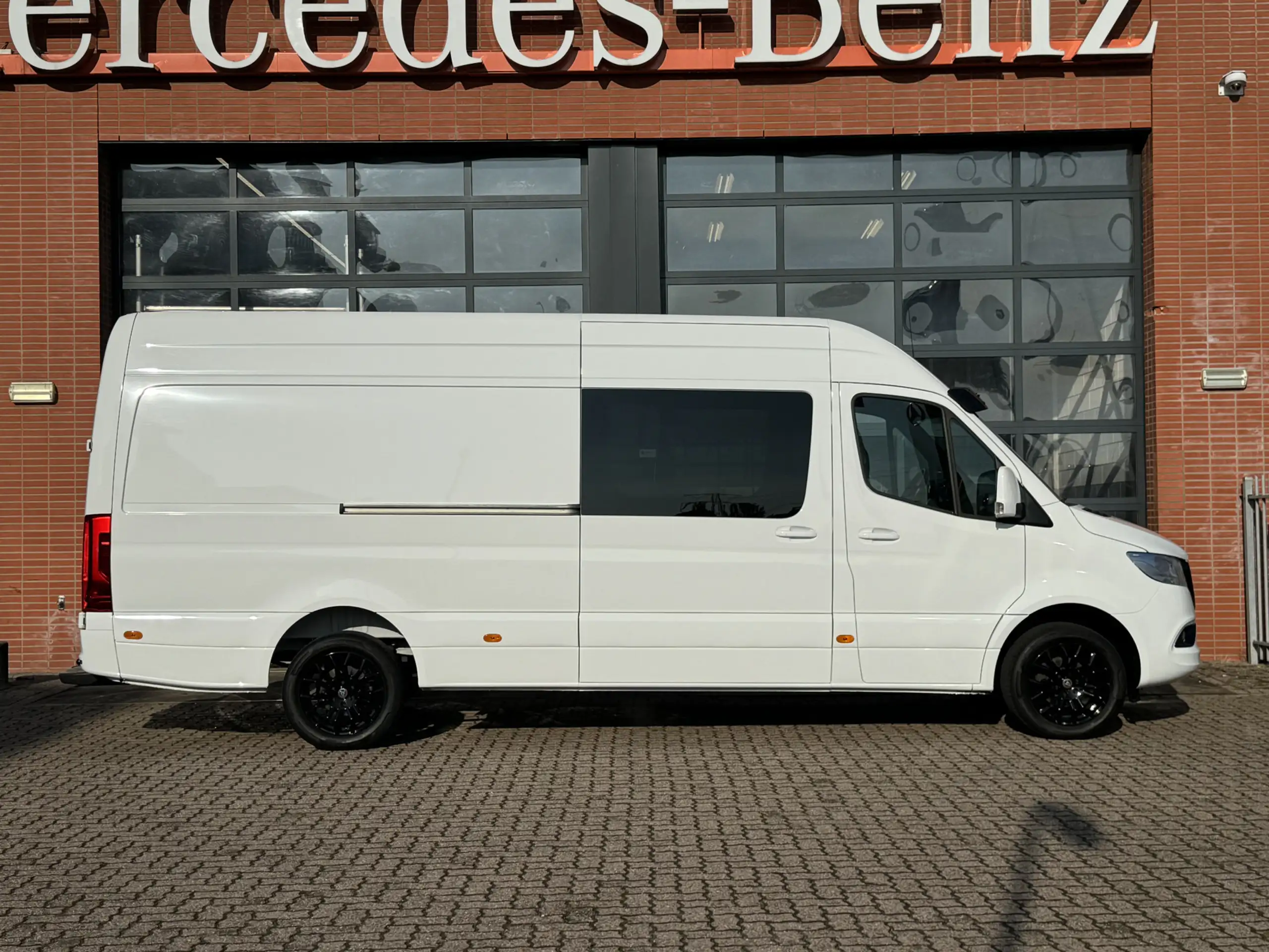 Mercedes-Benz - Sprinter