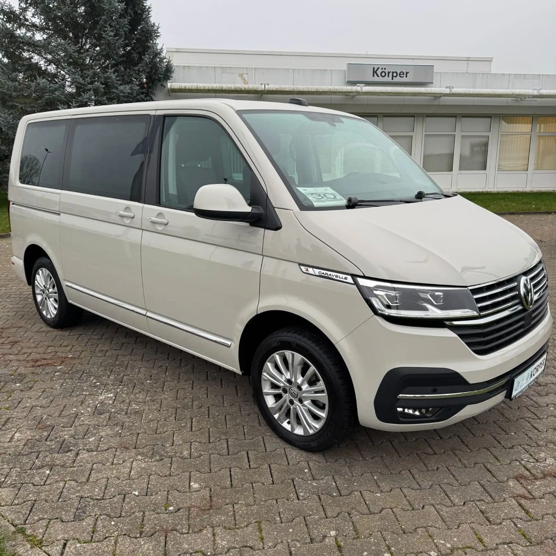 Volkswagen - T6 Caravelle